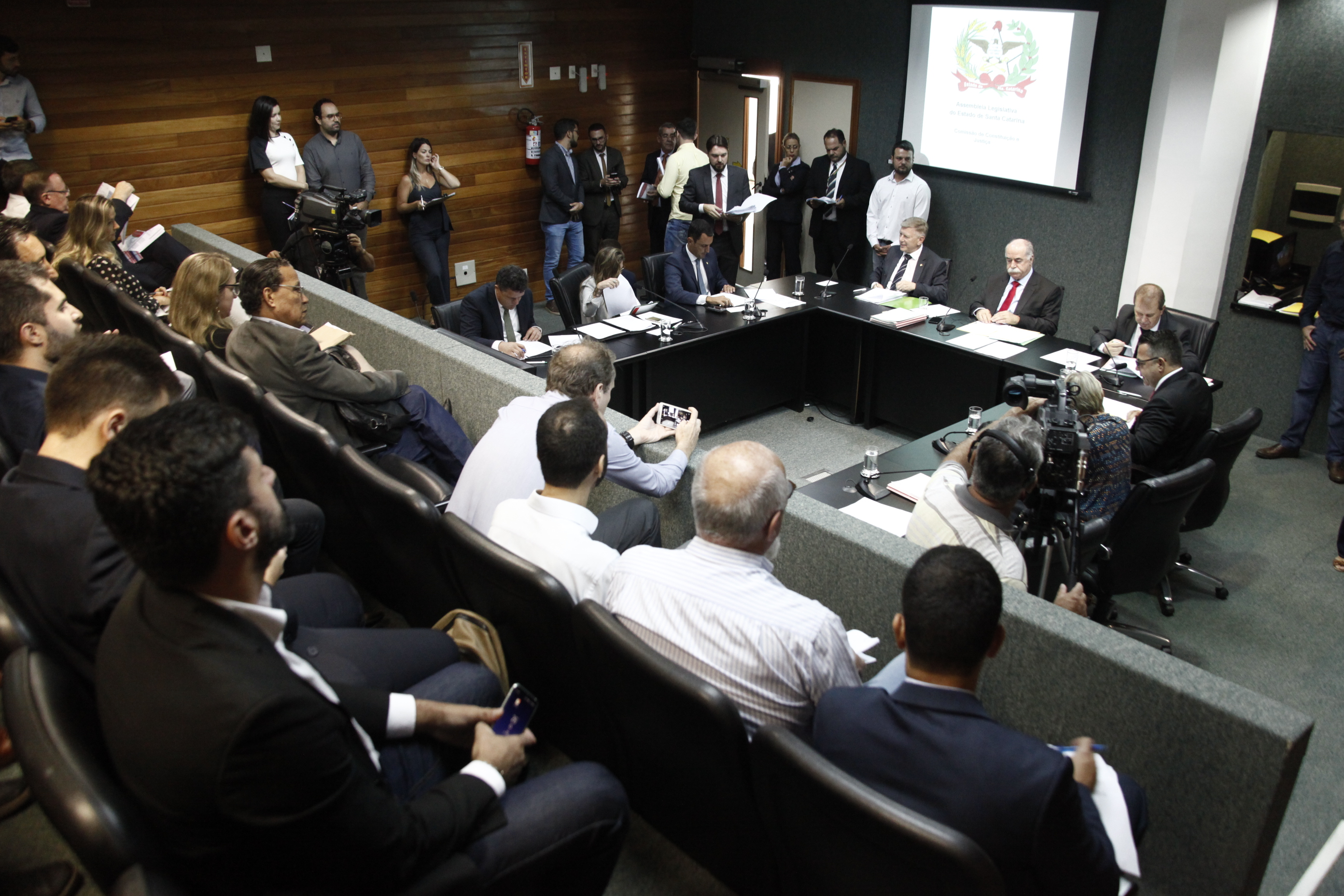 Comissão de Constituição e Justiça