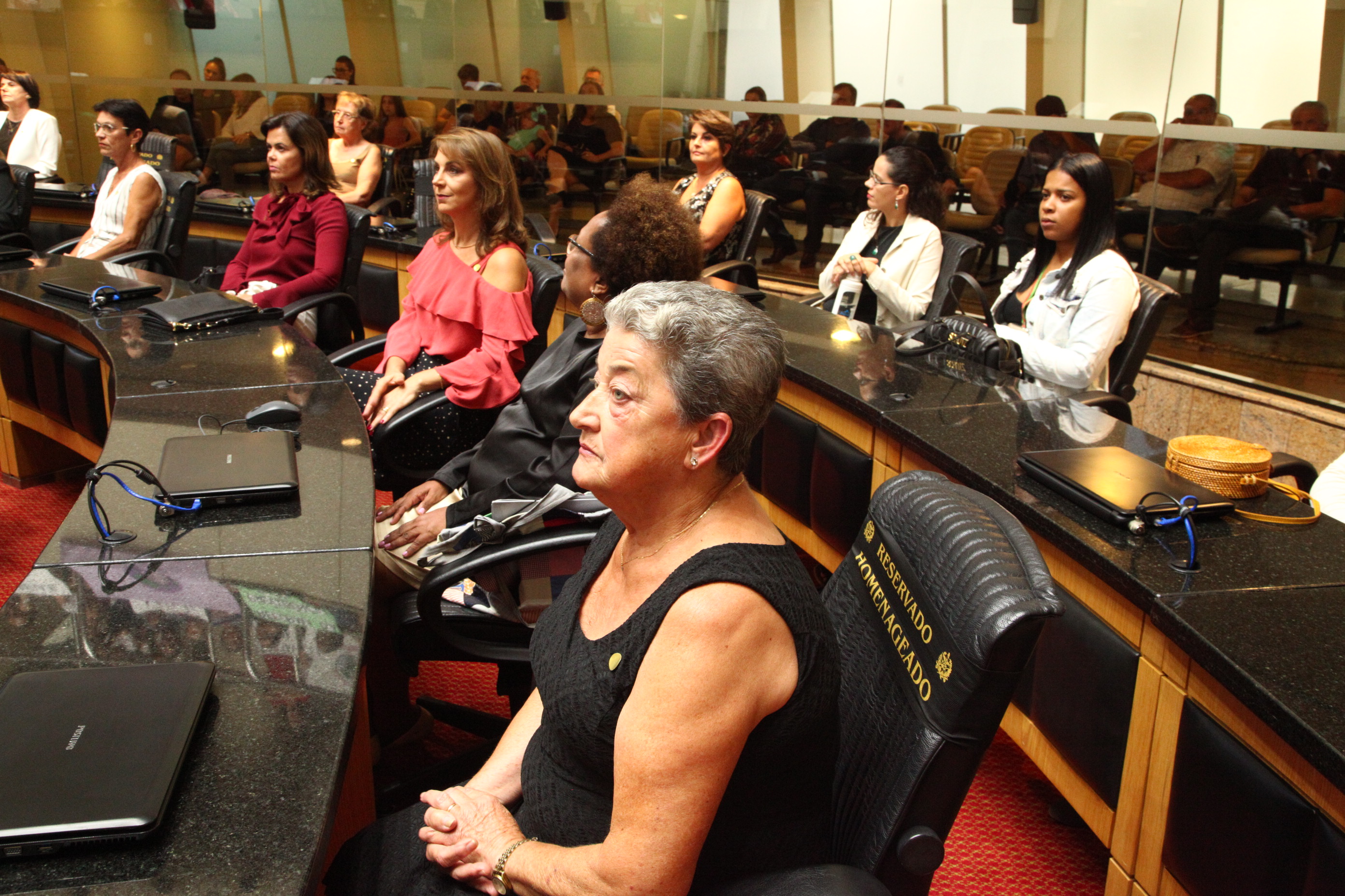 Sessão Especial em comemoração ao Dia Internacional da Mulher