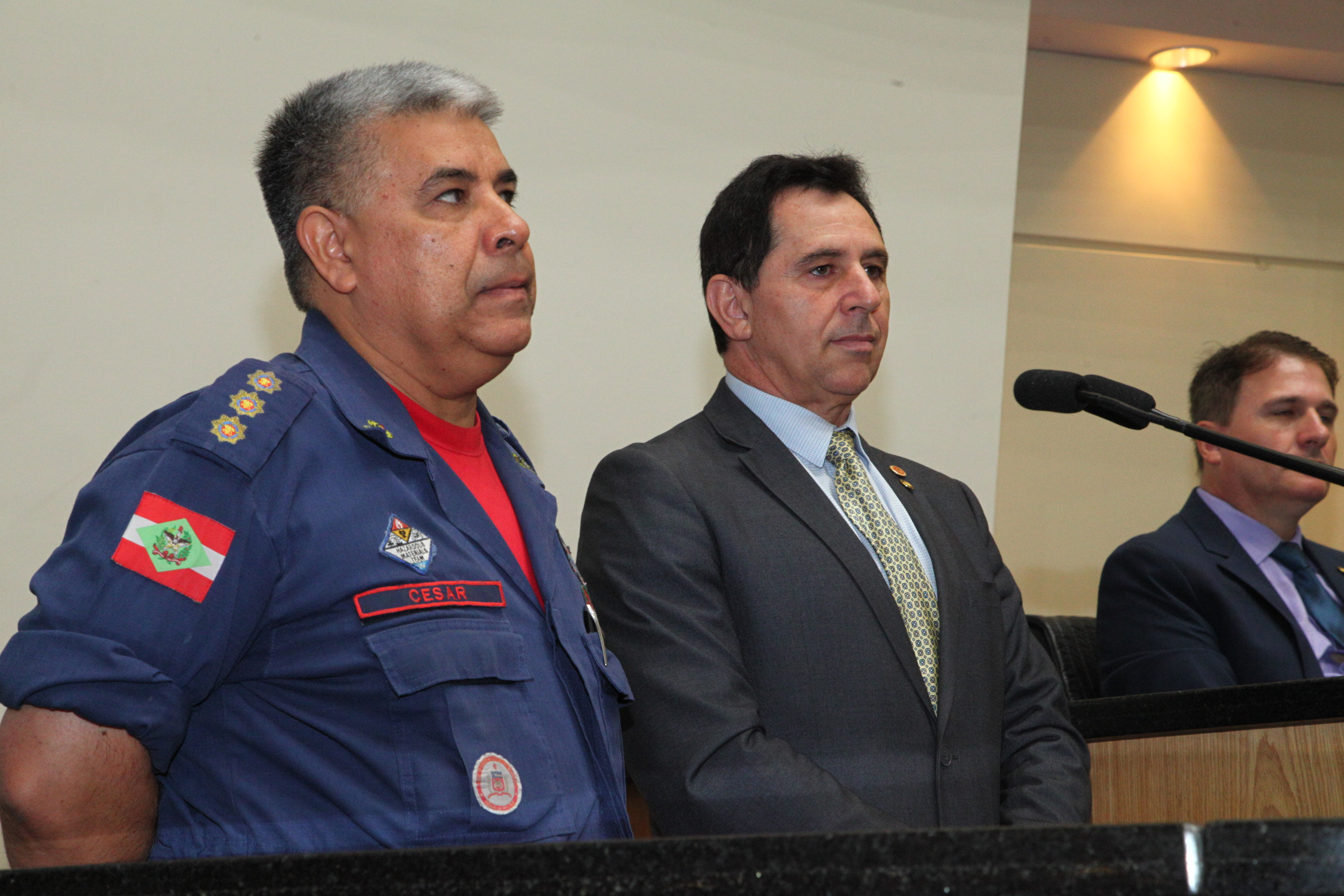 Homenagem aos Bombeiros Militares pela Atuação em Brumadinho - Coronel Cesar de Assunção Nunes e Deputado Coronel Onir Mocelin (PSL)