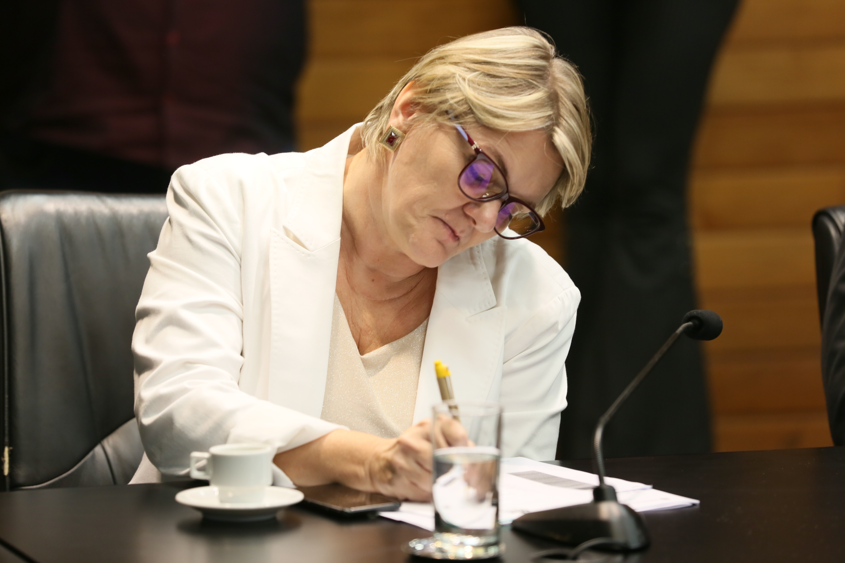 Reunião define acesso ao histórico dos contratos de restauração da Ponte.