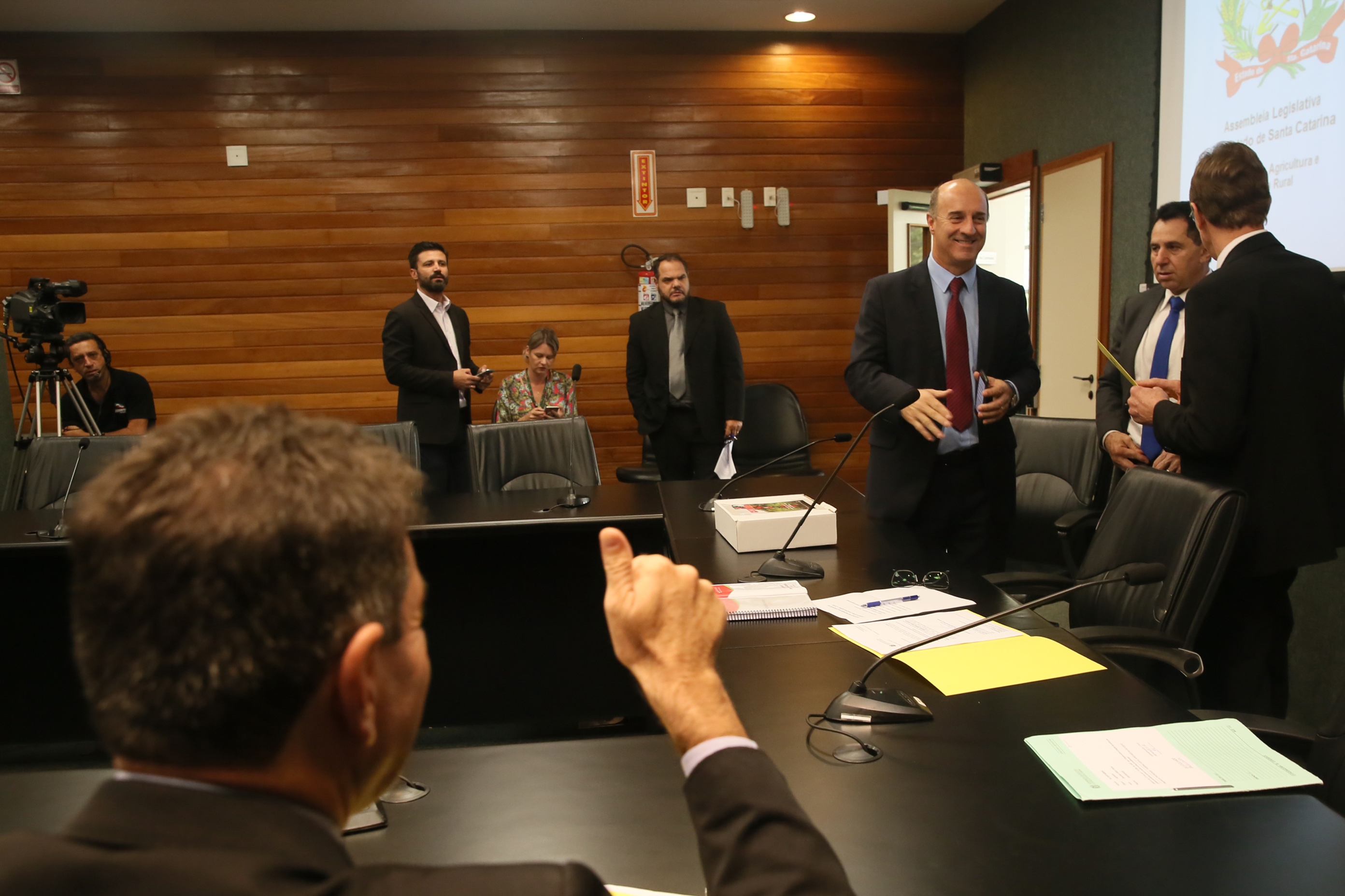 Comissão recebe o secretário de estado da Agricultura e da Pesca Ricardo de Gouvêa e a Presidente da Epagri Edilene Steinwandter para Informações das respectivas pastas.