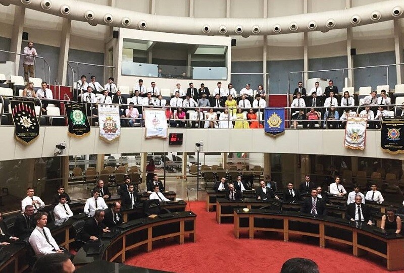 DeMolay é homenageada por proposição de Mauricio Eskudlark