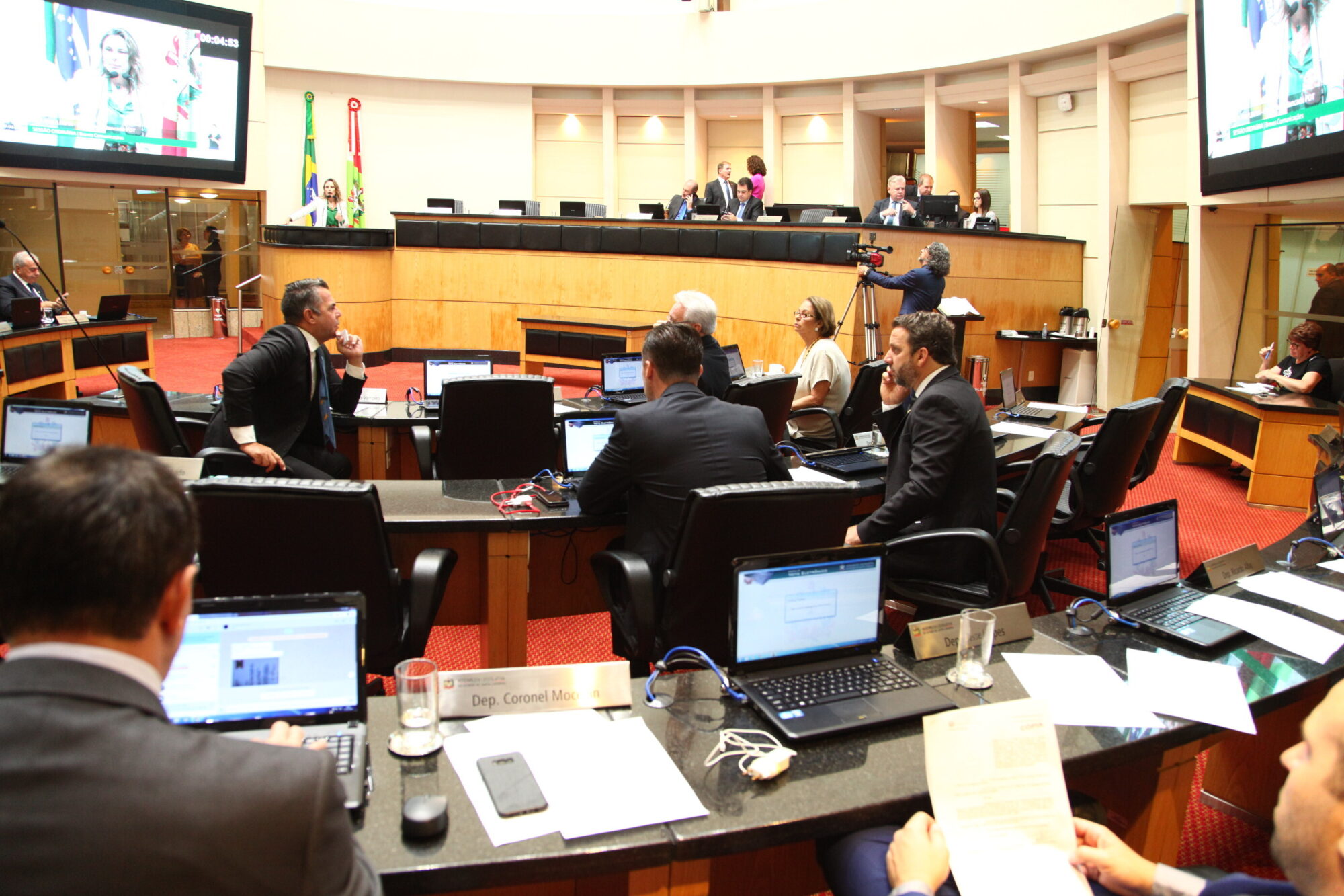 Dia Internacional da Mulher é destaque na tribuna do Legislativo