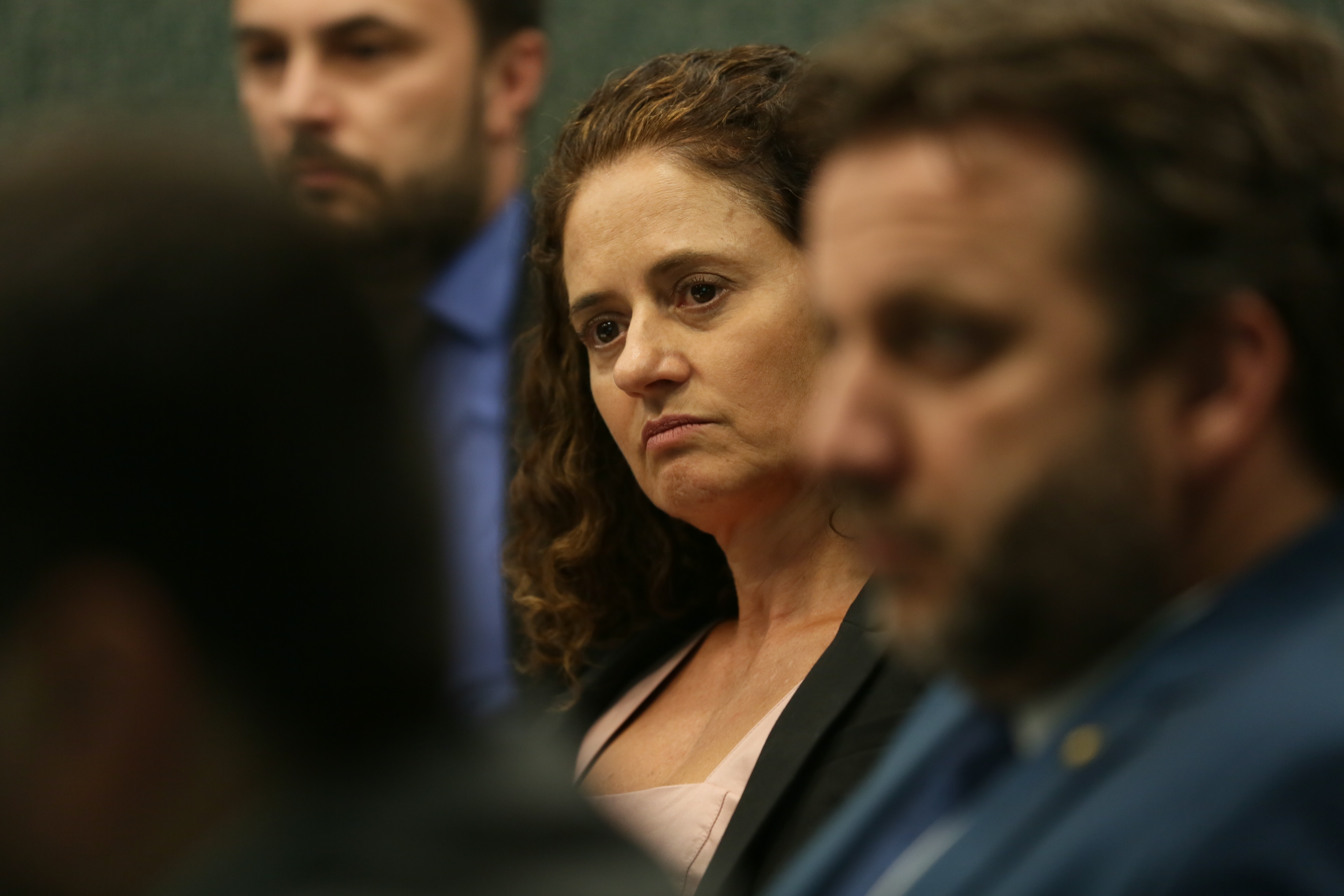 Deputados da Comissão de Transportes e Desenvolvimento Urbano recebem o Secretário de Estado da Infraestrutura Carlos Hassler para tratar da situação das pontes de acesso à ilha.
