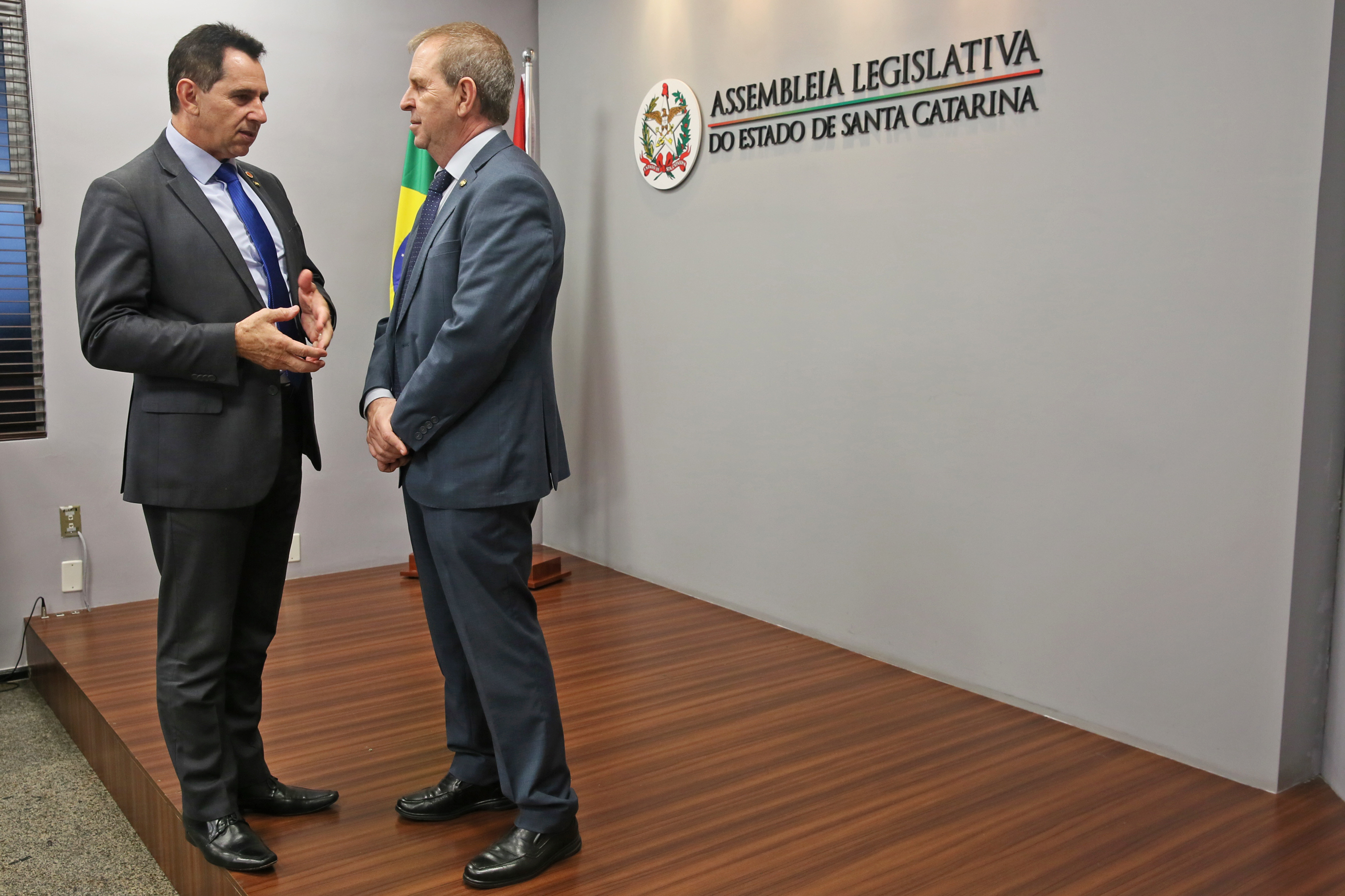 Deputado Mauricio Eskudlark (PR) é o novo líder do governo. Deputado Coronel Mocellin (PSL) assume a vice-liderança.