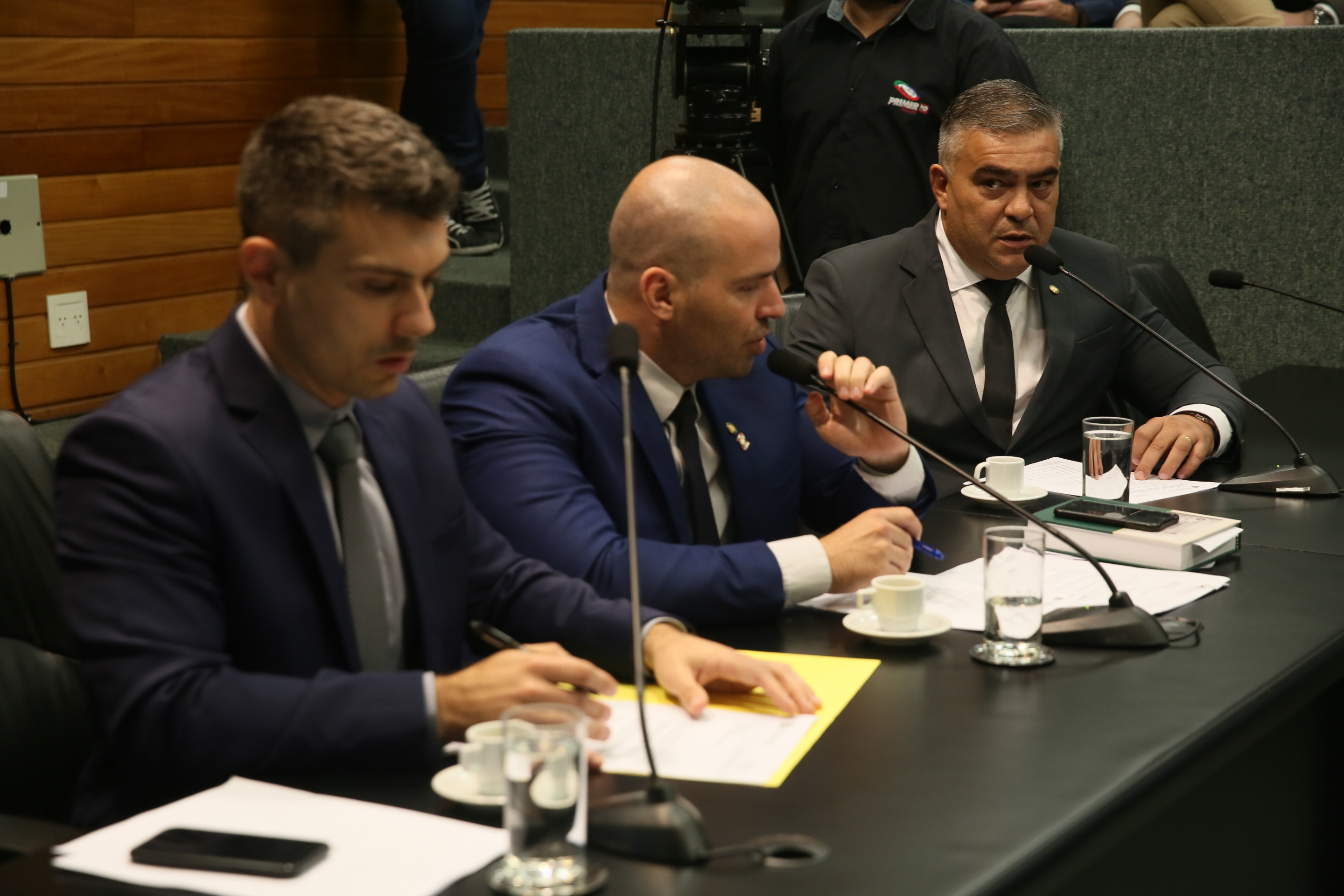 Reunião da Comissão Parlamentar de Inquérito para apurar eventuais irregularidades nos contratos de restauração da Ponte Hercílio Luz.