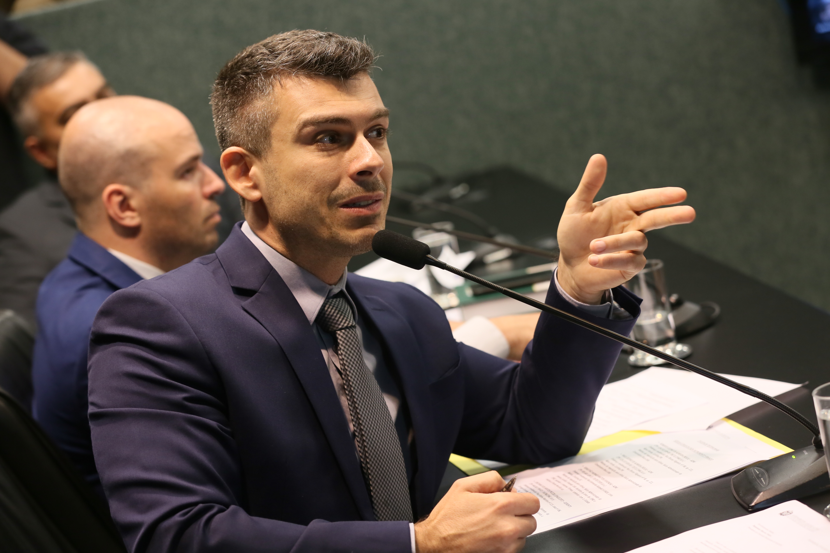 Reunião da Comissão Parlamentar de Inquérito para apurar eventuais irregularidades nos contratos de restauração da Ponte Hercílio Luz.
