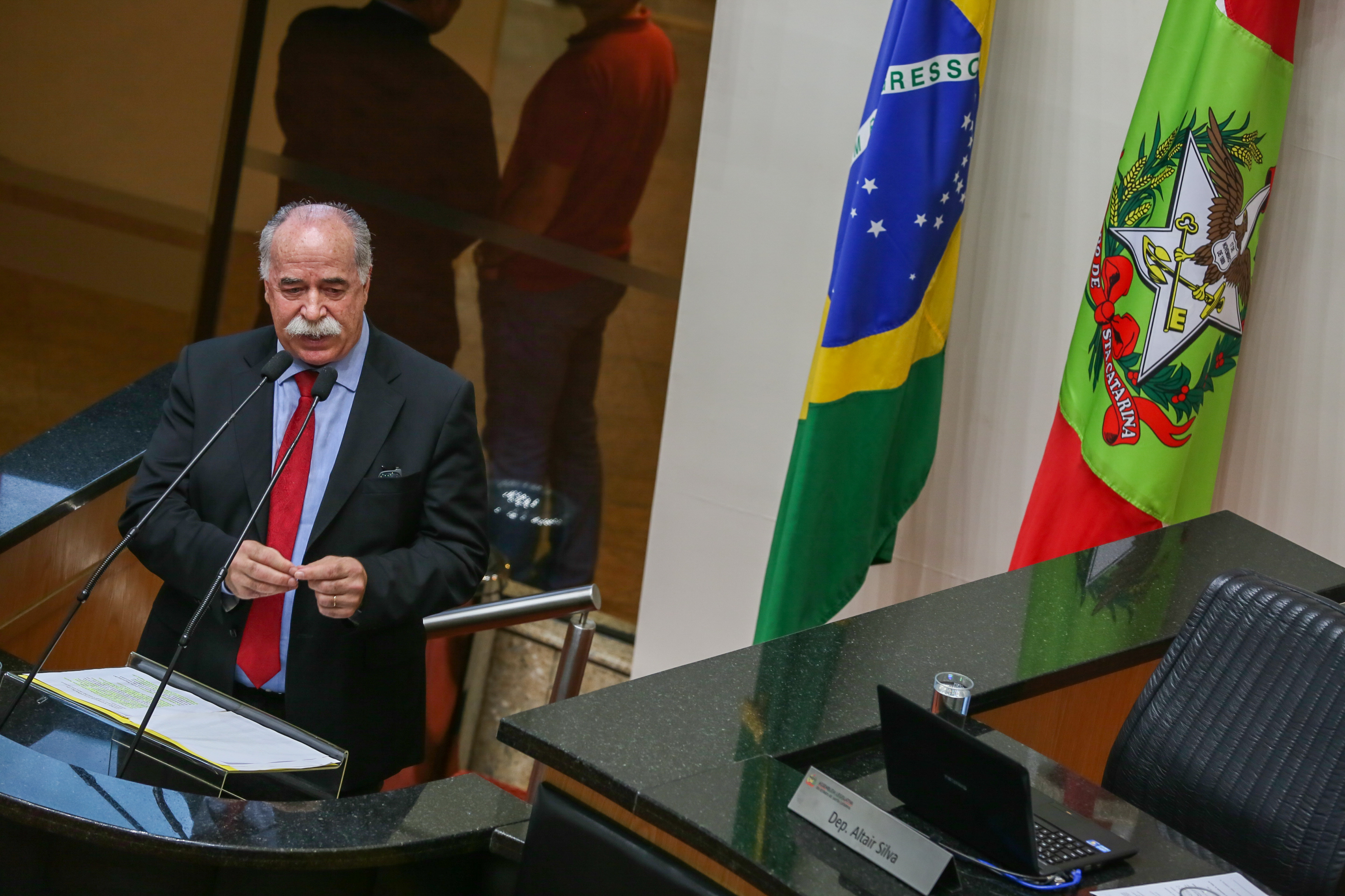 Deputado Romildo Titon (MDB).
