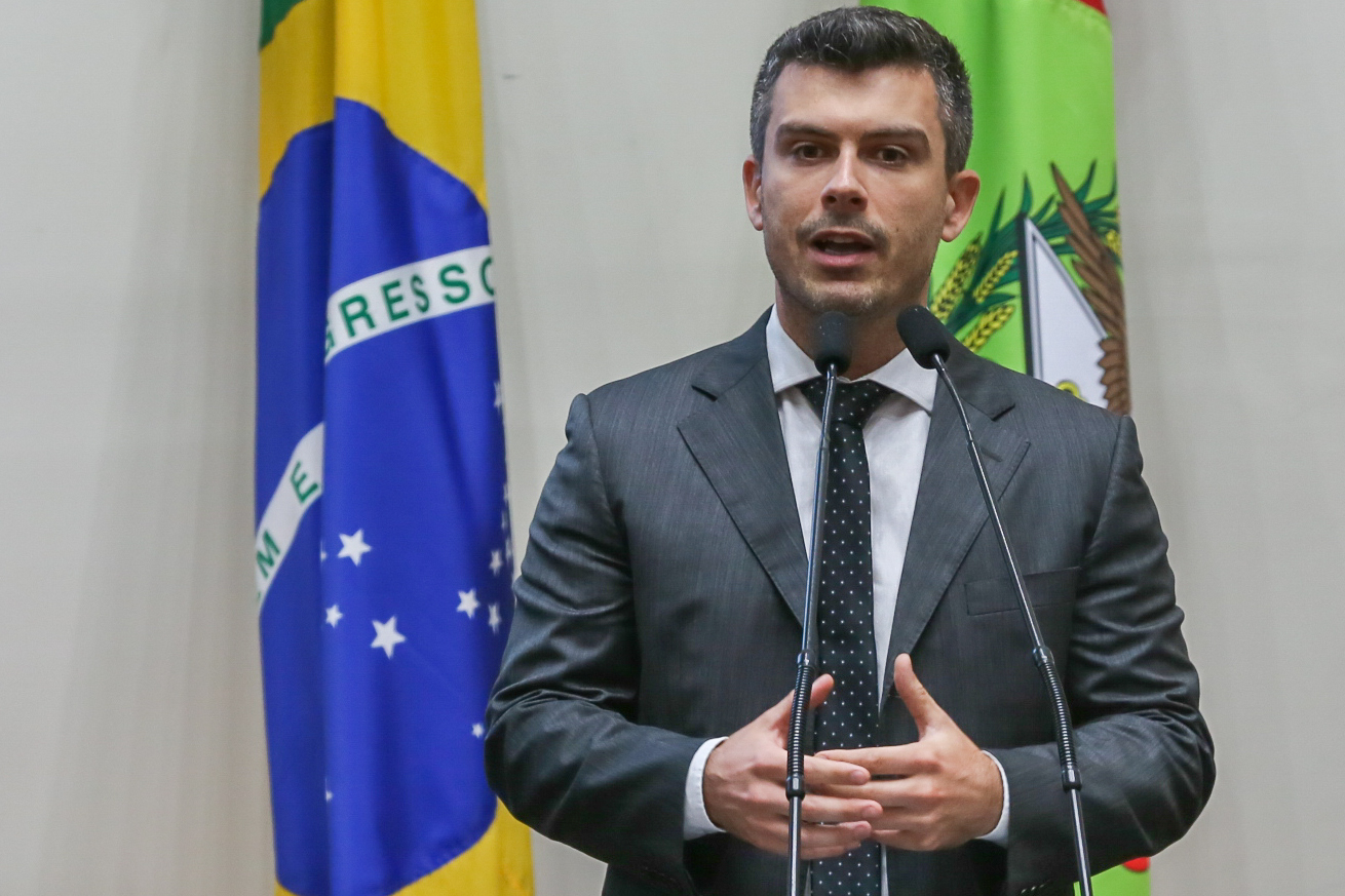 Deputado Bruno Souza (PSB).