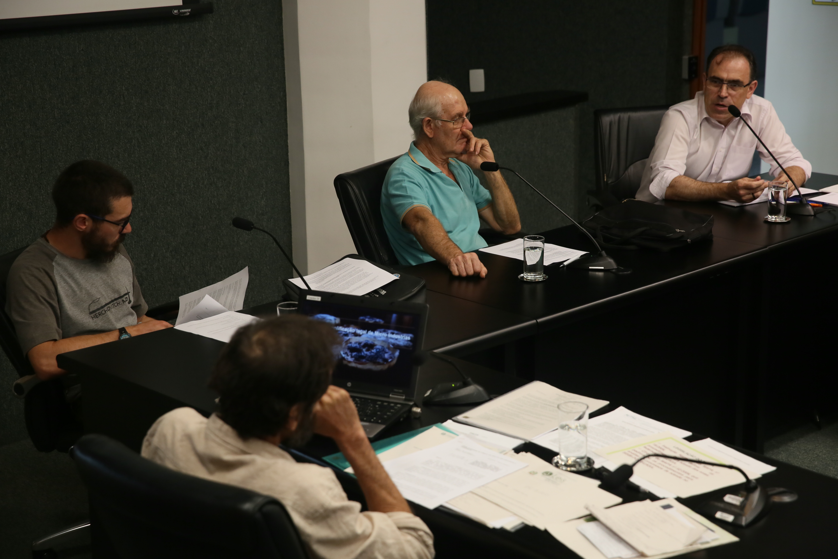 Fórum Catarinense de Combate aos Impactos dos Agrotóxicos e Transgênicos.