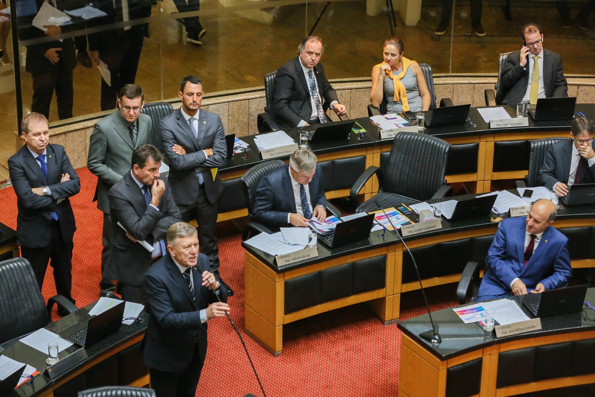 Deputados querem falar com presidente para rever contingenciamento da BR-282