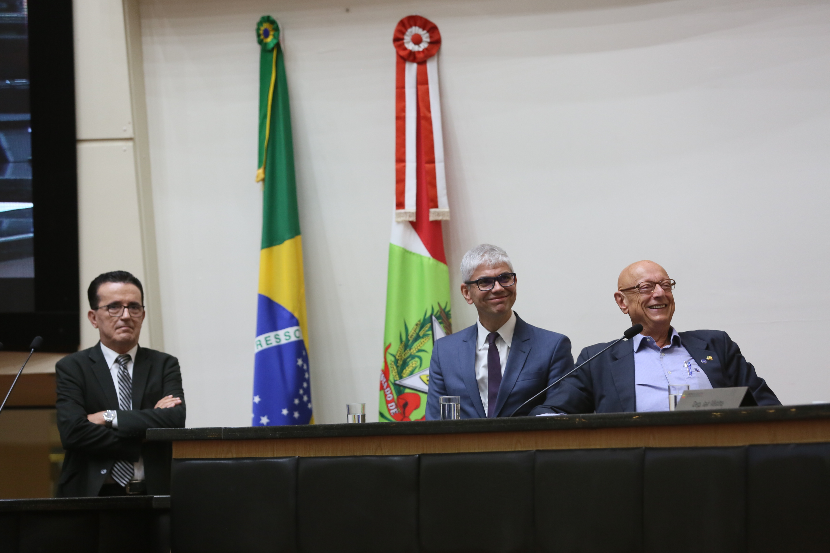Comissão de Transportes promove audiência pública para discutir as obras do contorno viário da Grande Florianópolis.