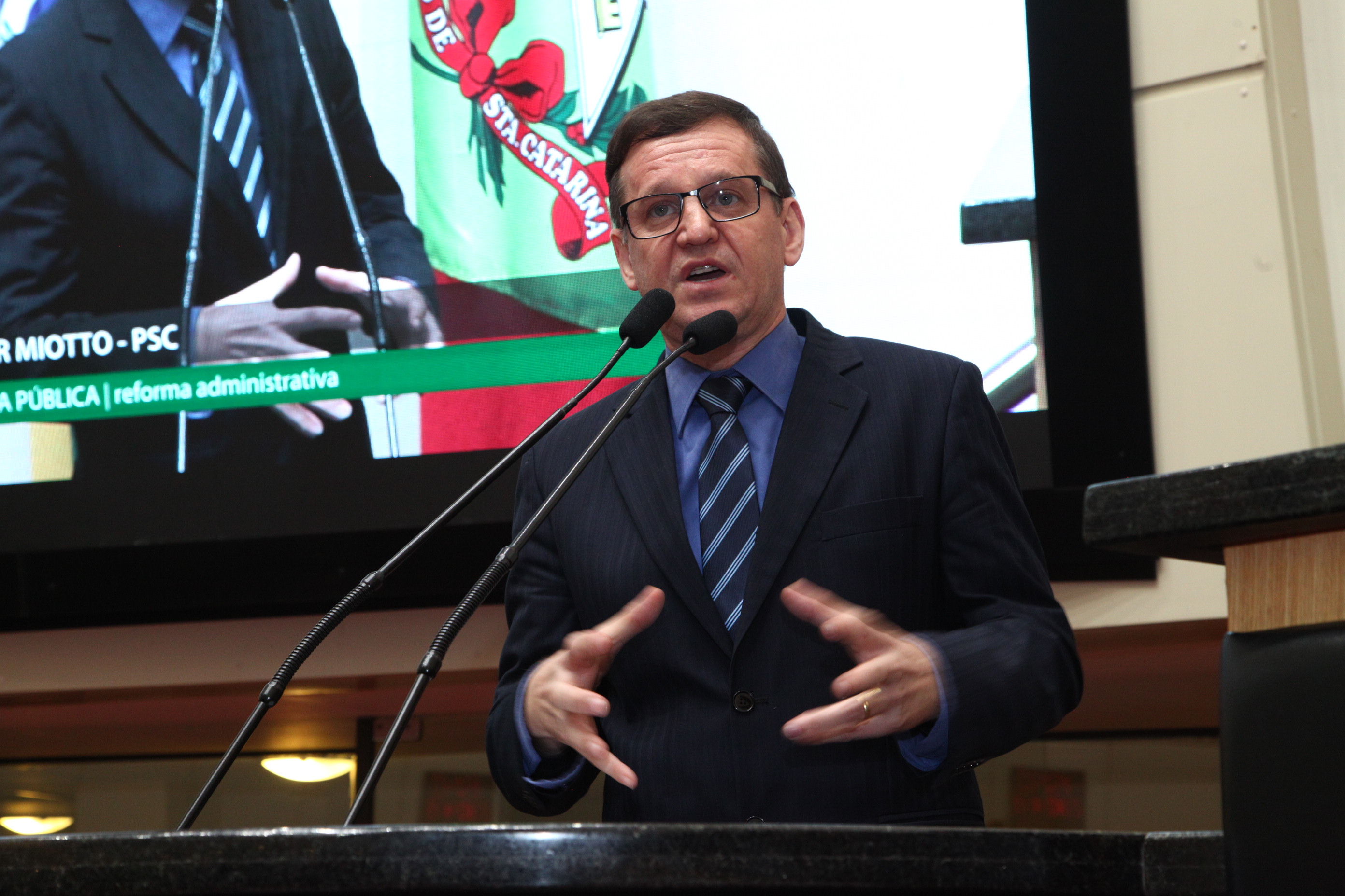 Audiência Pública sobre a  Reforma Administrativa - Deputado Jair Miotto (PSC)