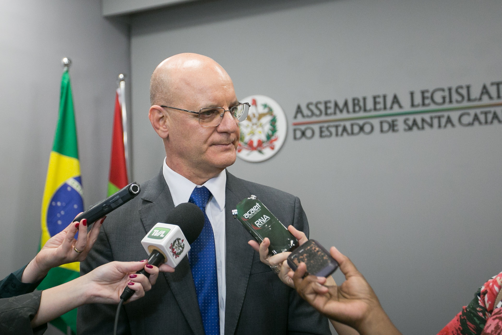 Secretário de Estado da Educação, Natalino Uggioni