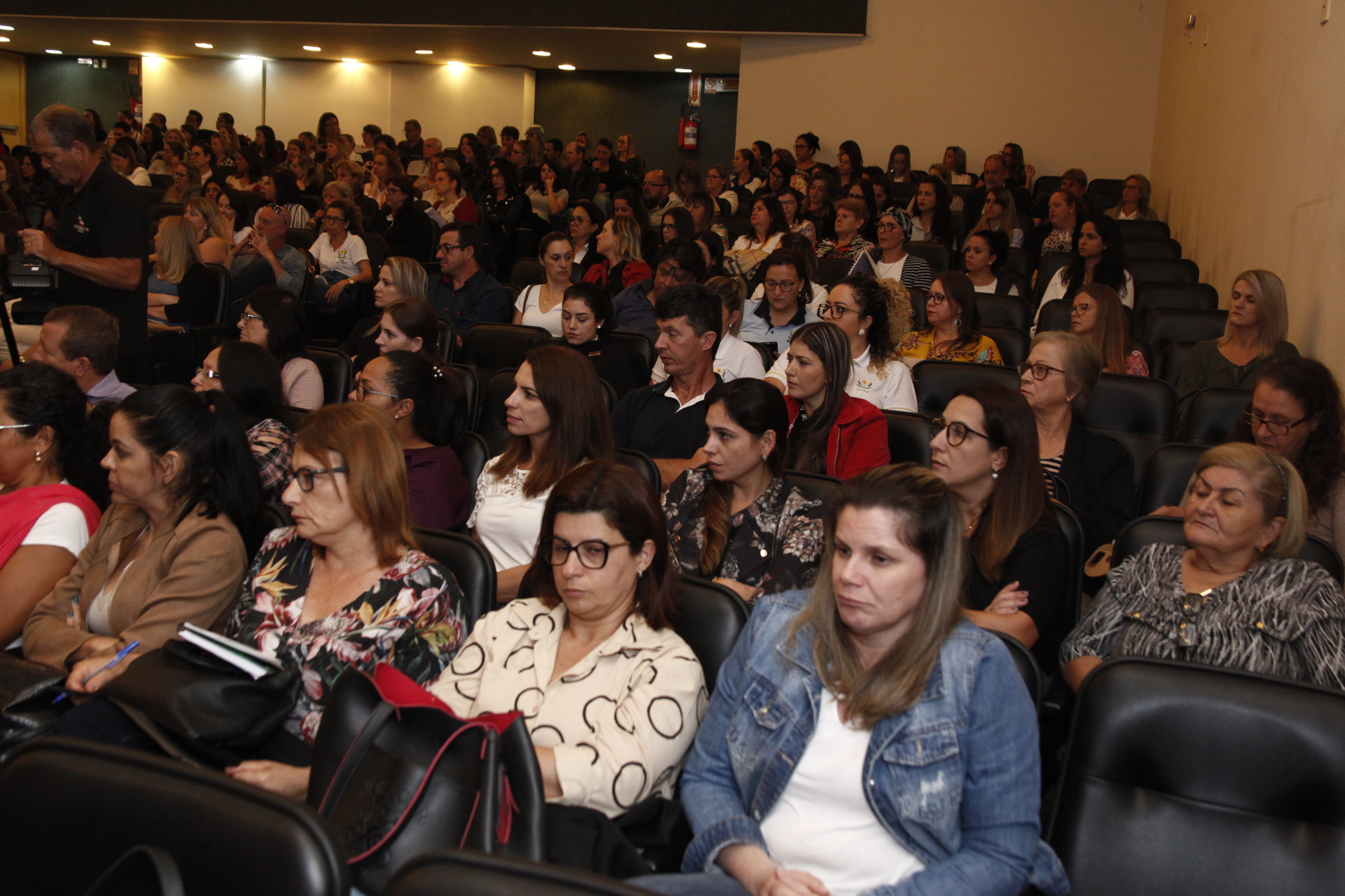 Seminário Currículo Natural Funcional_APAE Escola