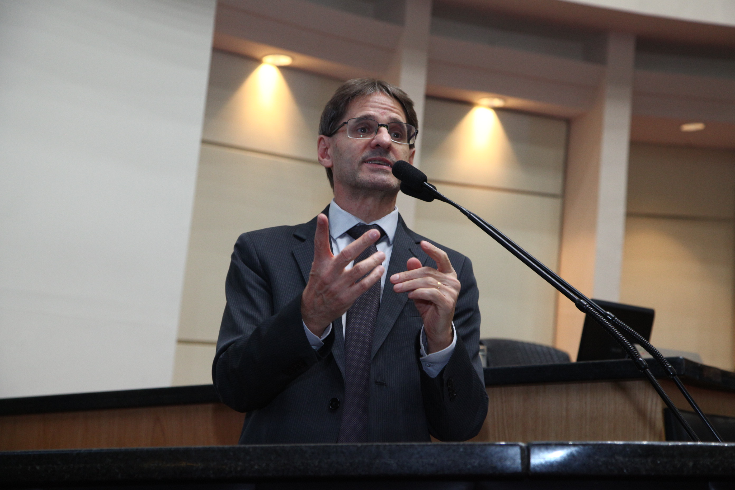 Sessão Plenária - Deputado Neodi Saretta (PT)