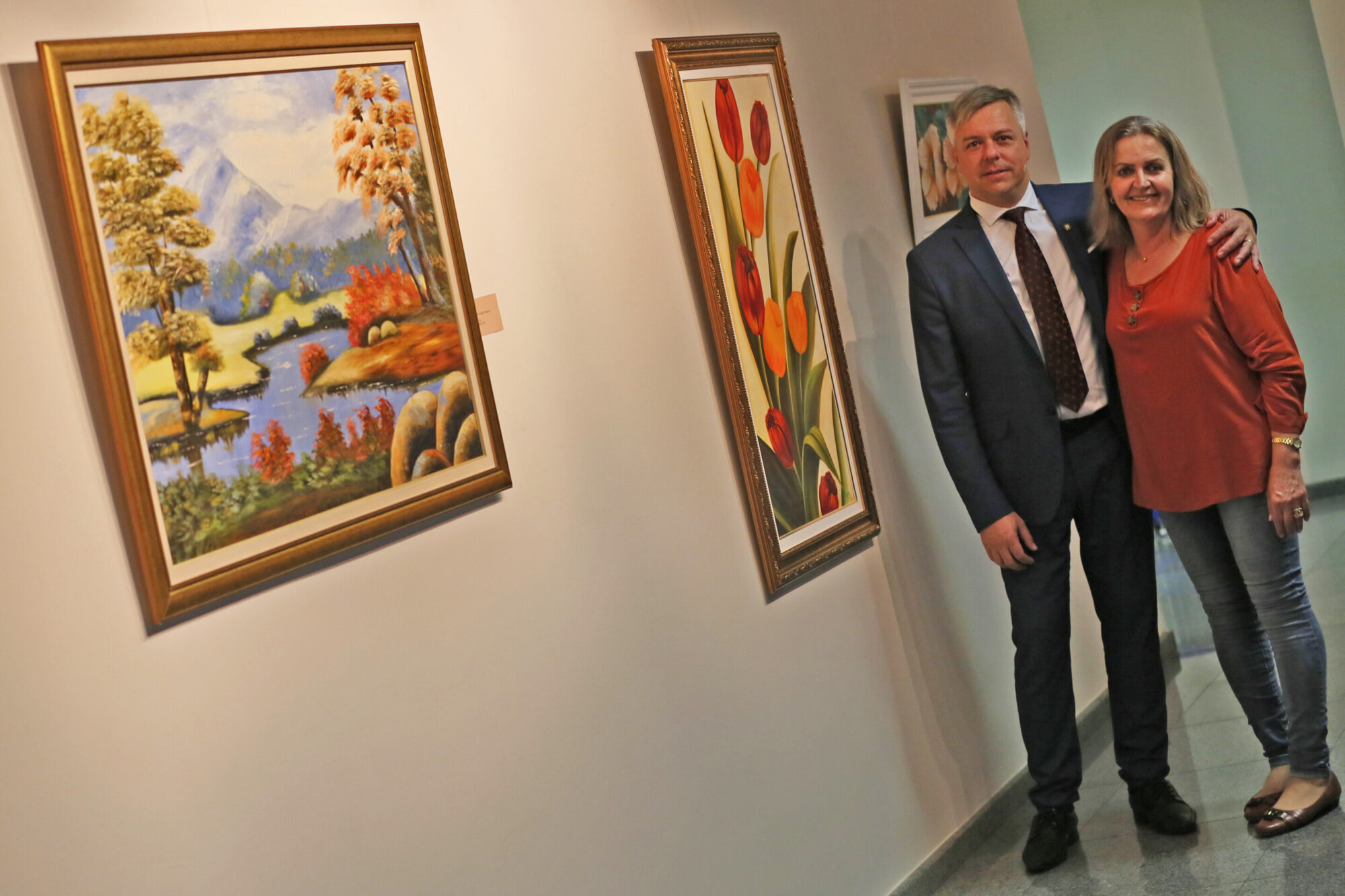 Projeto de Fabiano: Servidora da Alesc lança exposição