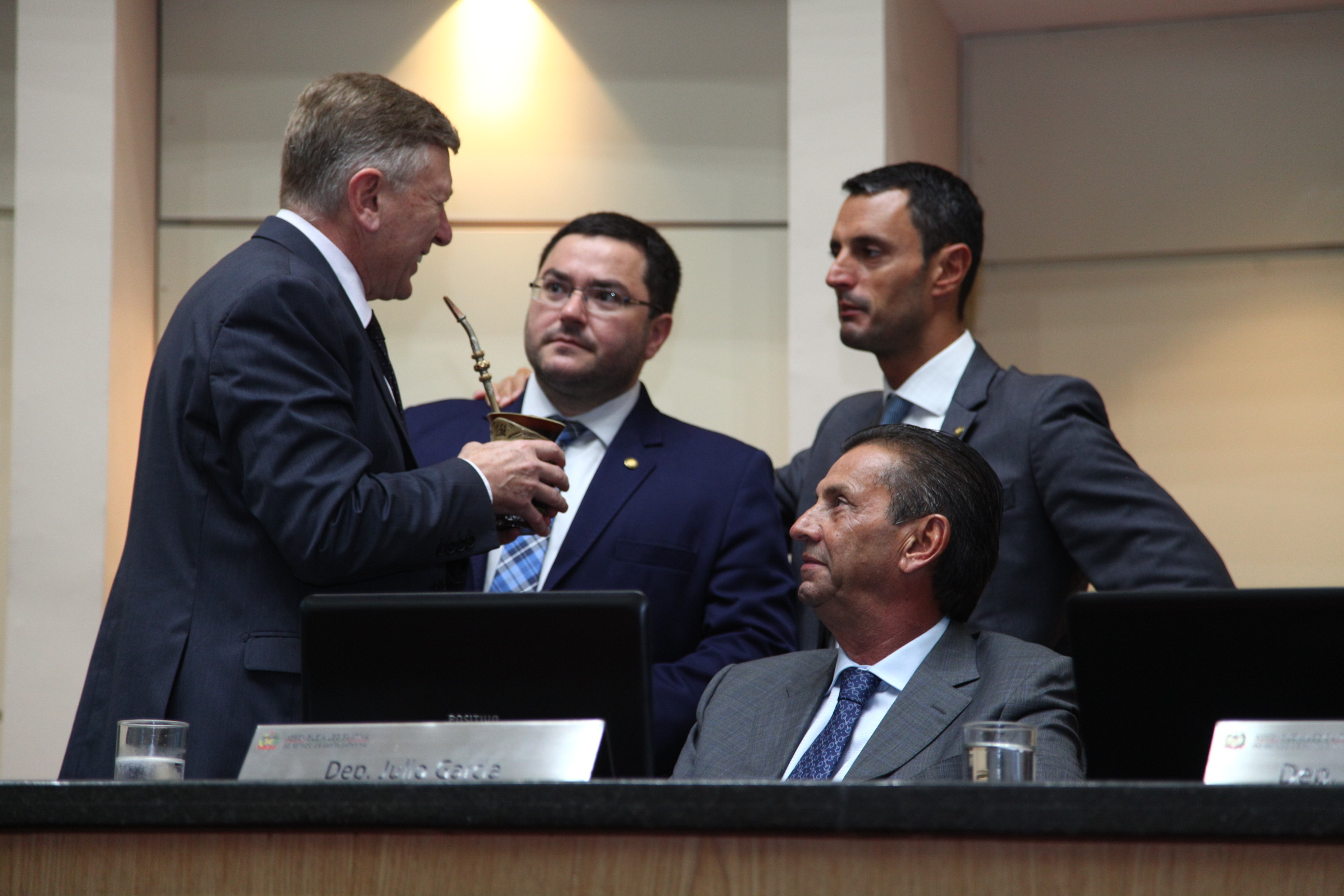Sessão Plenária em 25/04/2019
