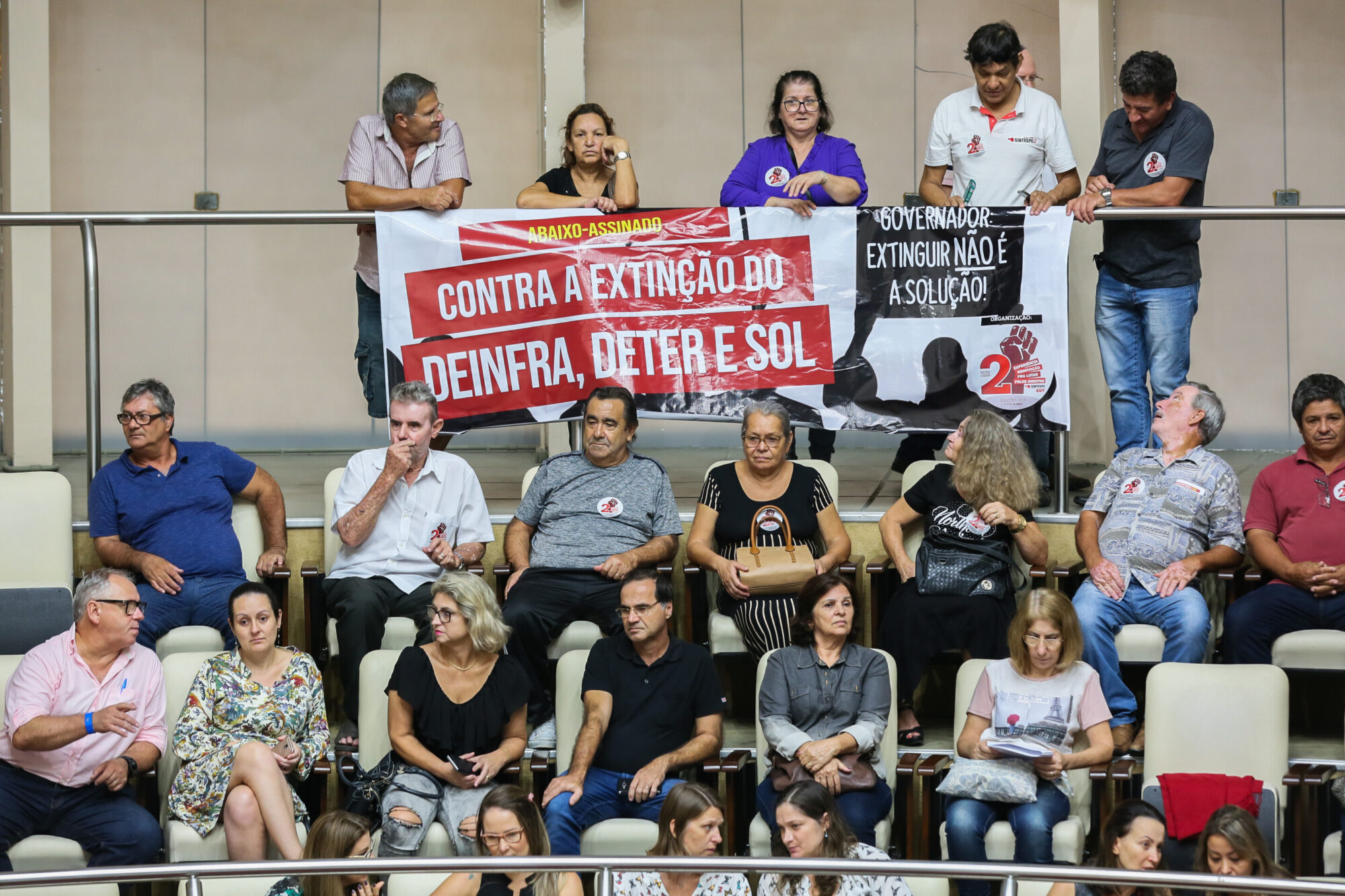 Secretários garantem realocação de servidores sem perdas de direitos