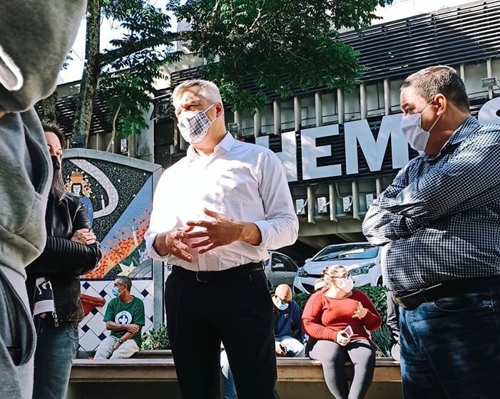 Fortalecer as empresas públicas é defender SC