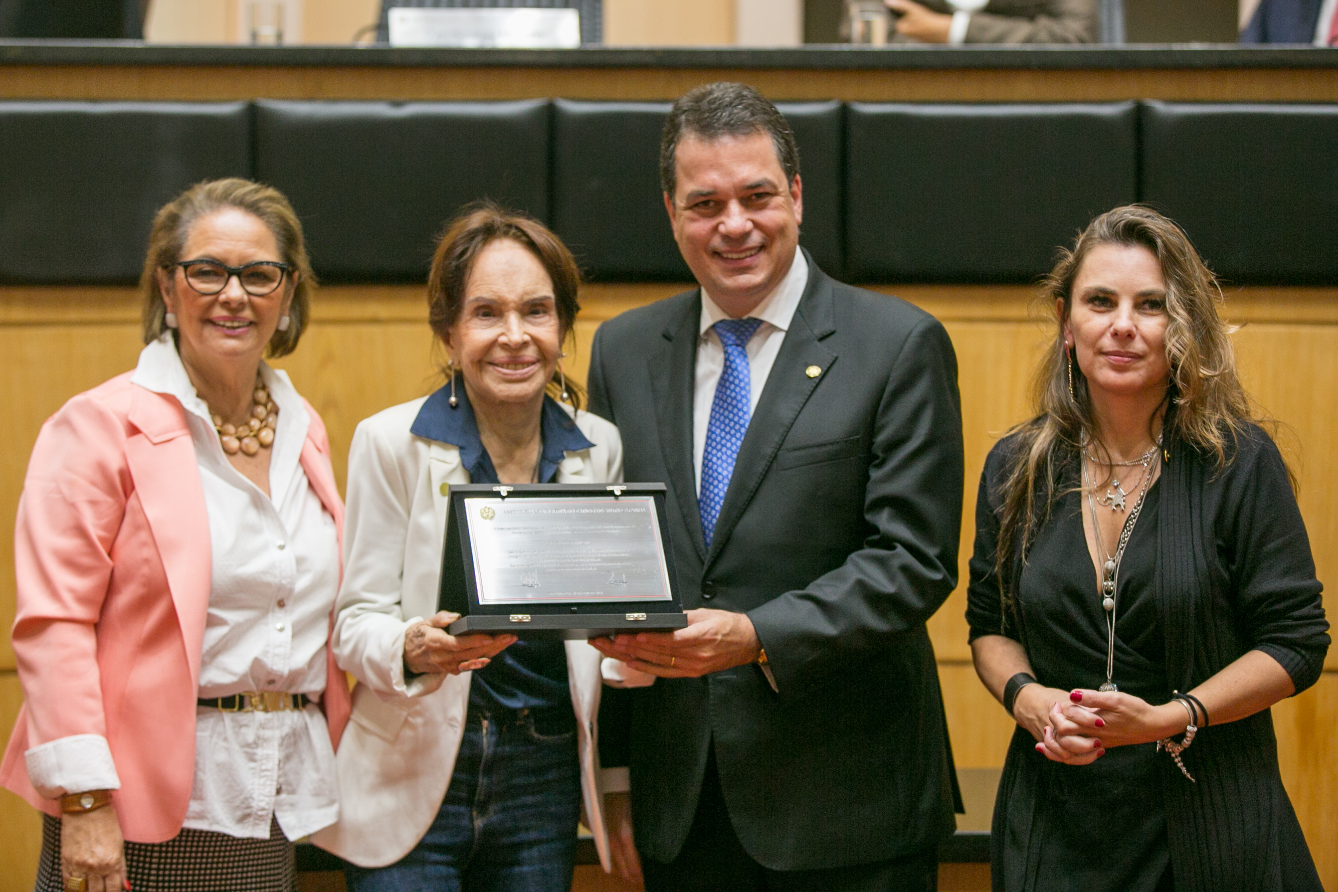 Homenagem à esposa de João Goulart, Maria Thereza Goulart