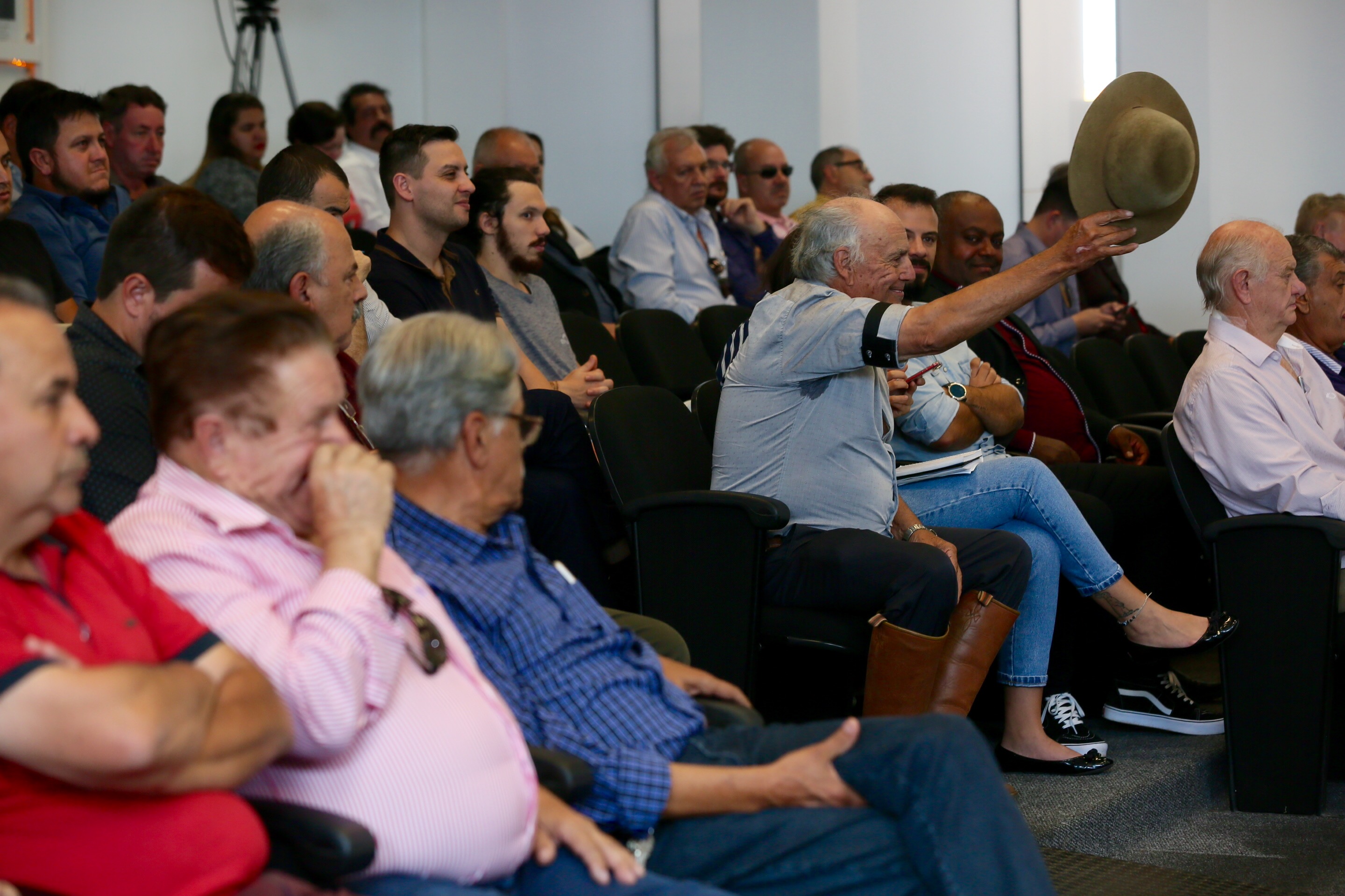 AUDIÊNCIA PÚBLICA – Comissão de Assuntos Municipais Promove Discussão em Lages