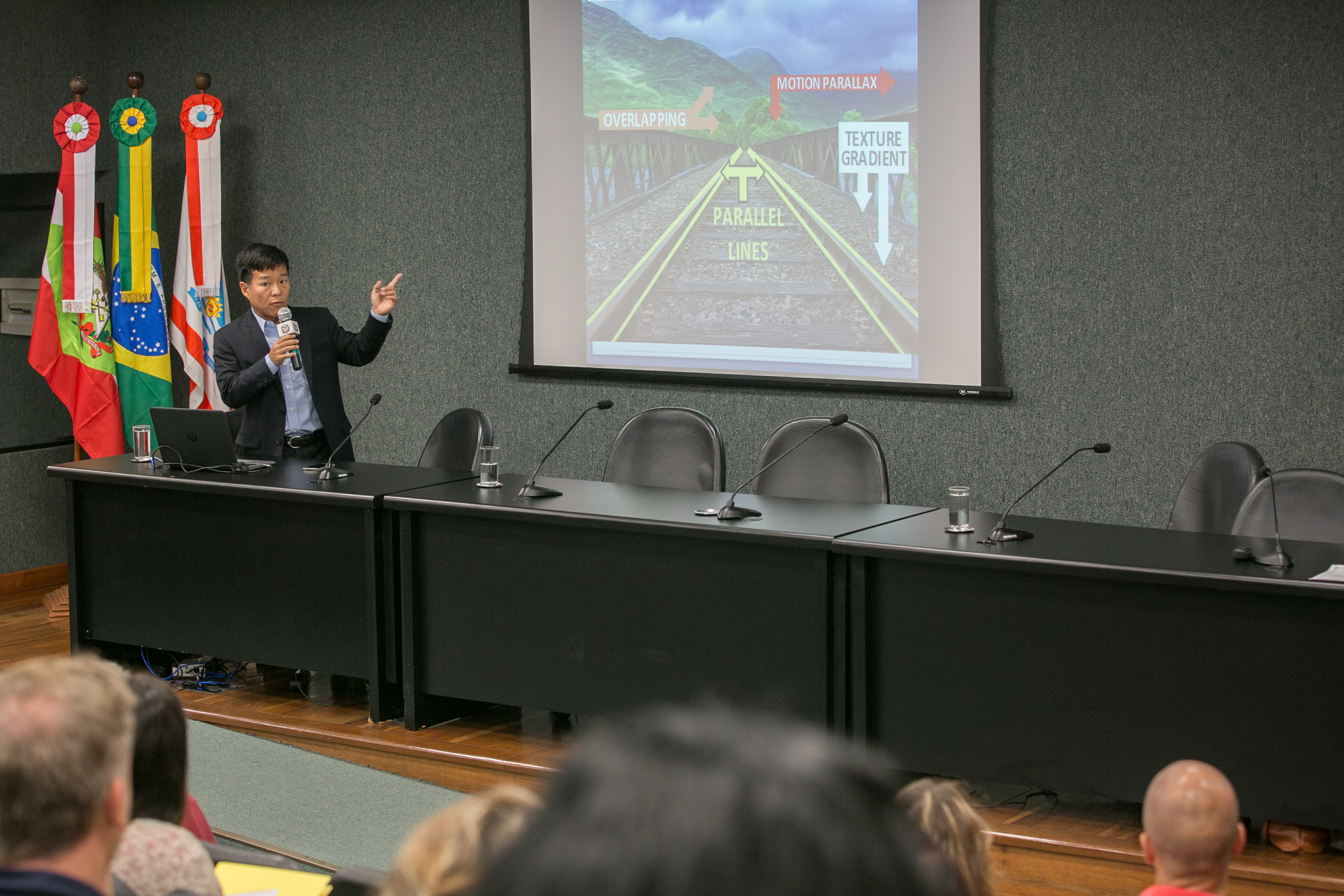 Seminário dia da pessoa com visão Monocular