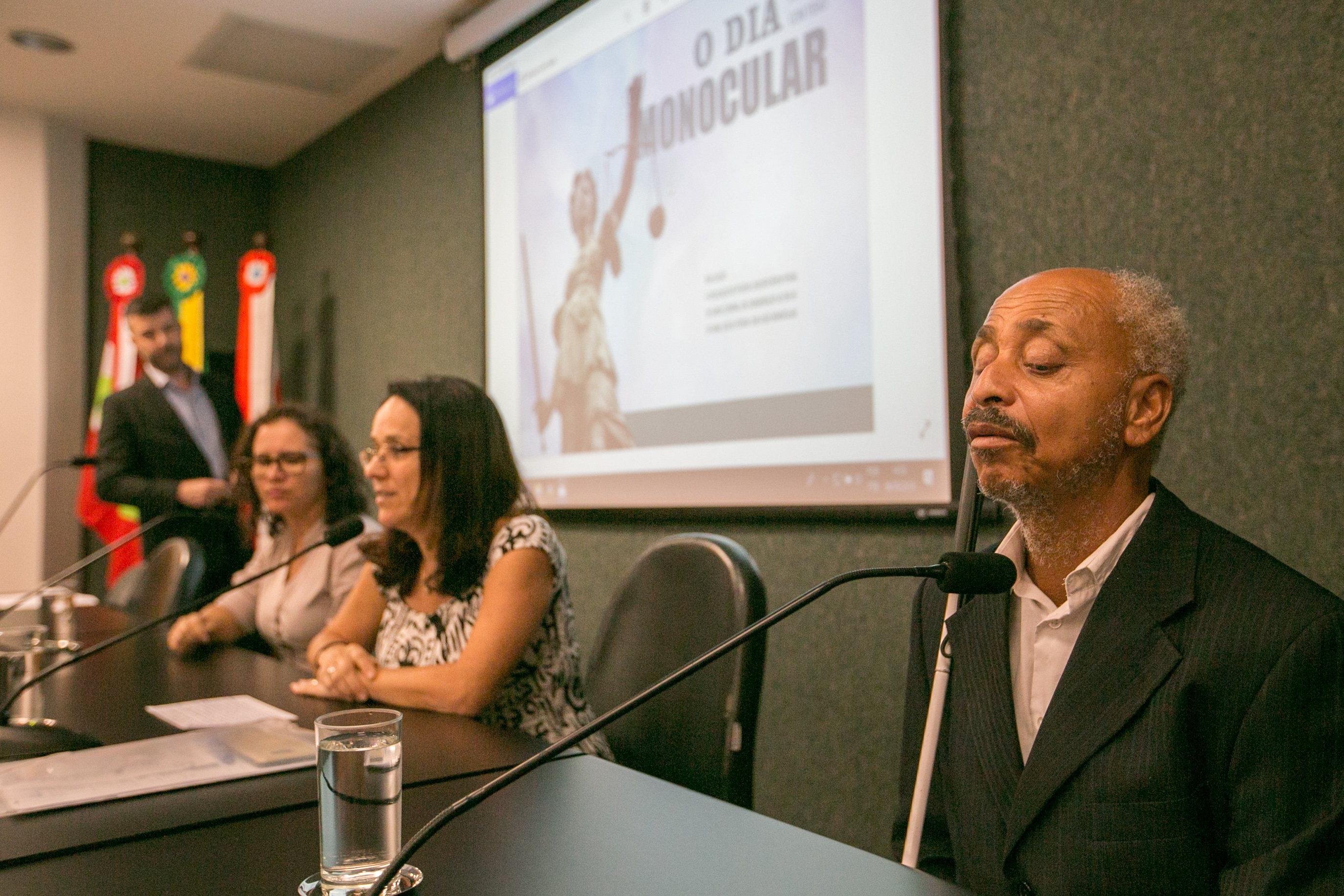 Seminário dia da pessoa com visão Monocular