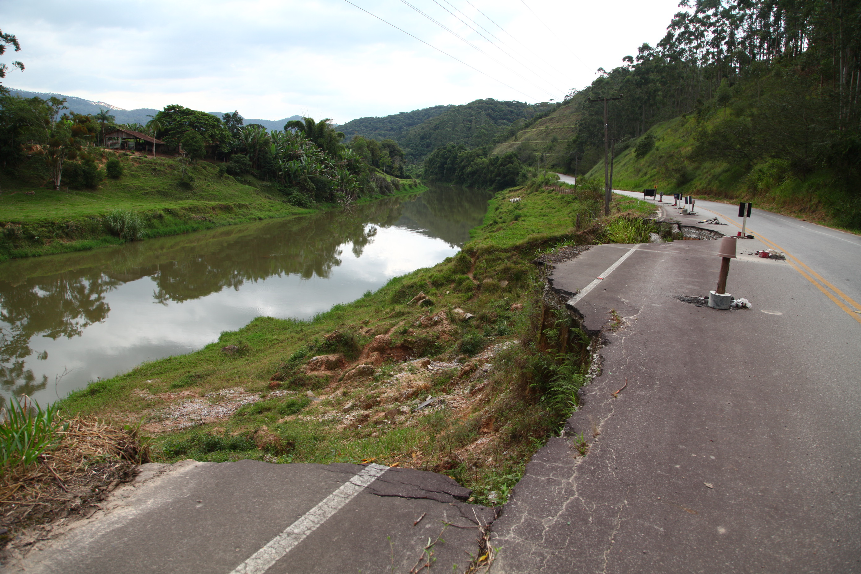 Audiência Pública sobre a Cratera na Rodovia SC 108 em São João Batista