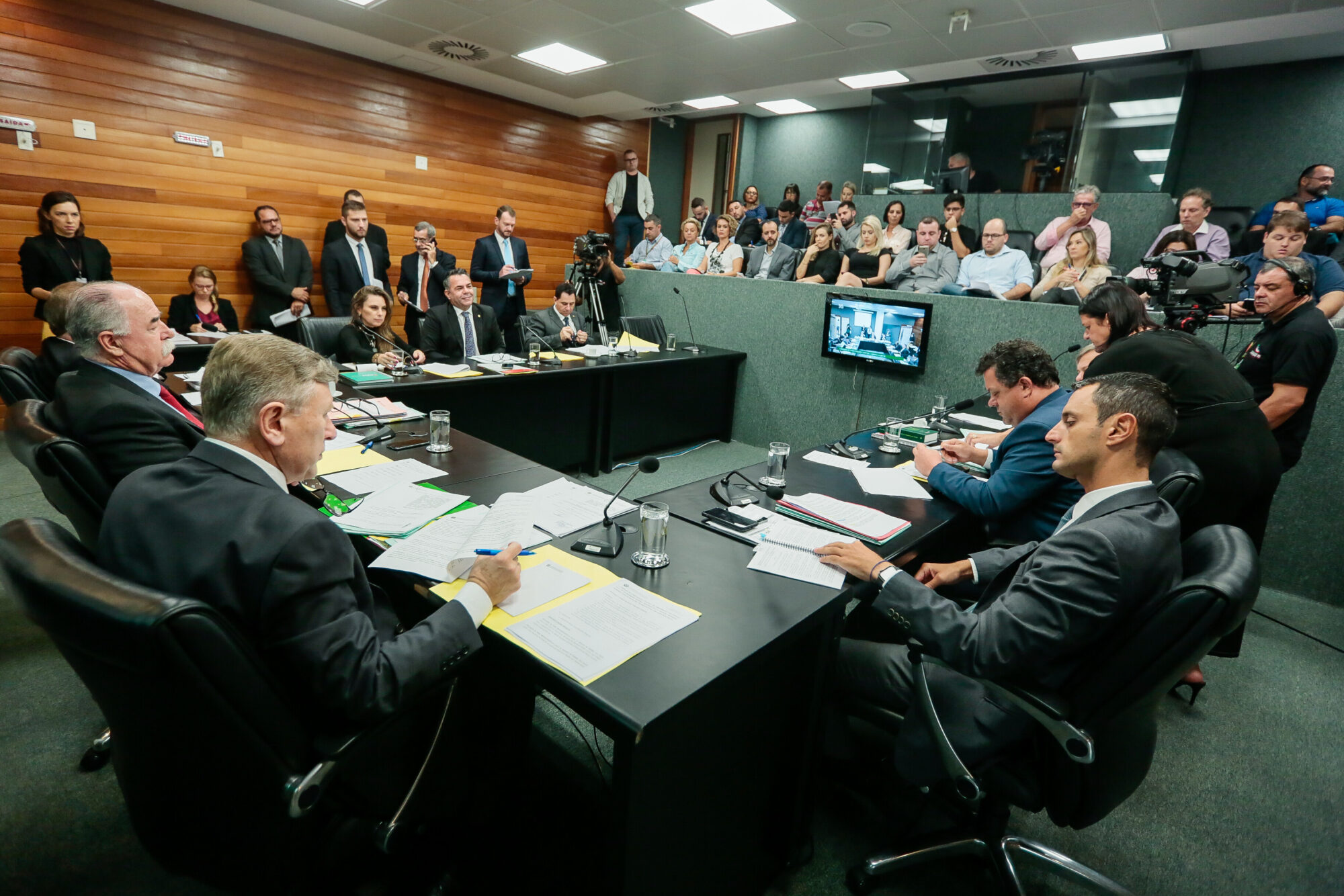 CCJ aprova pareceres pela derrubada de dois vetos do Executivo