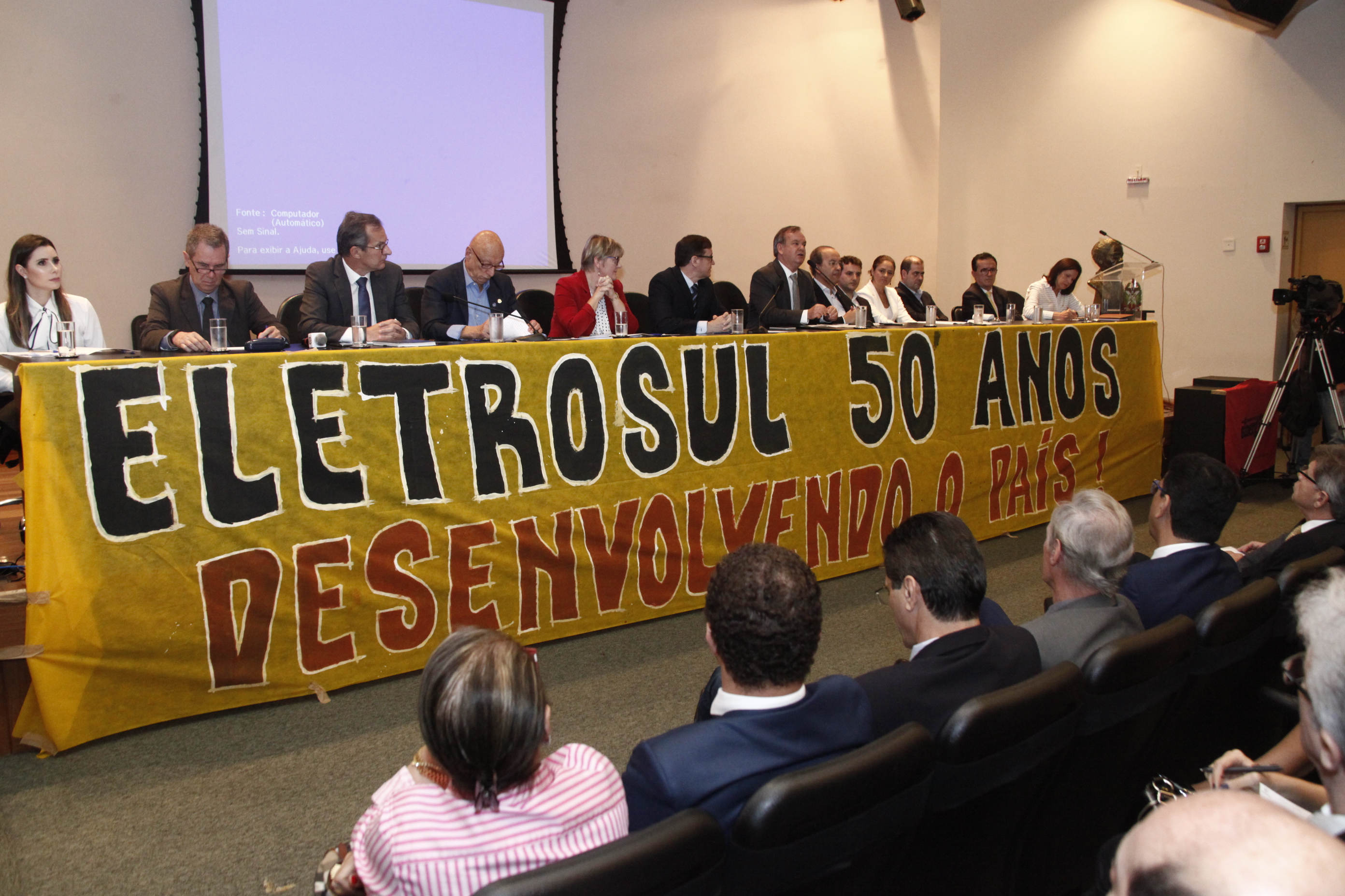 Audiência Pública para Discutir Fusão e Incorporação das Empresas ELETROSUL e CGTEE