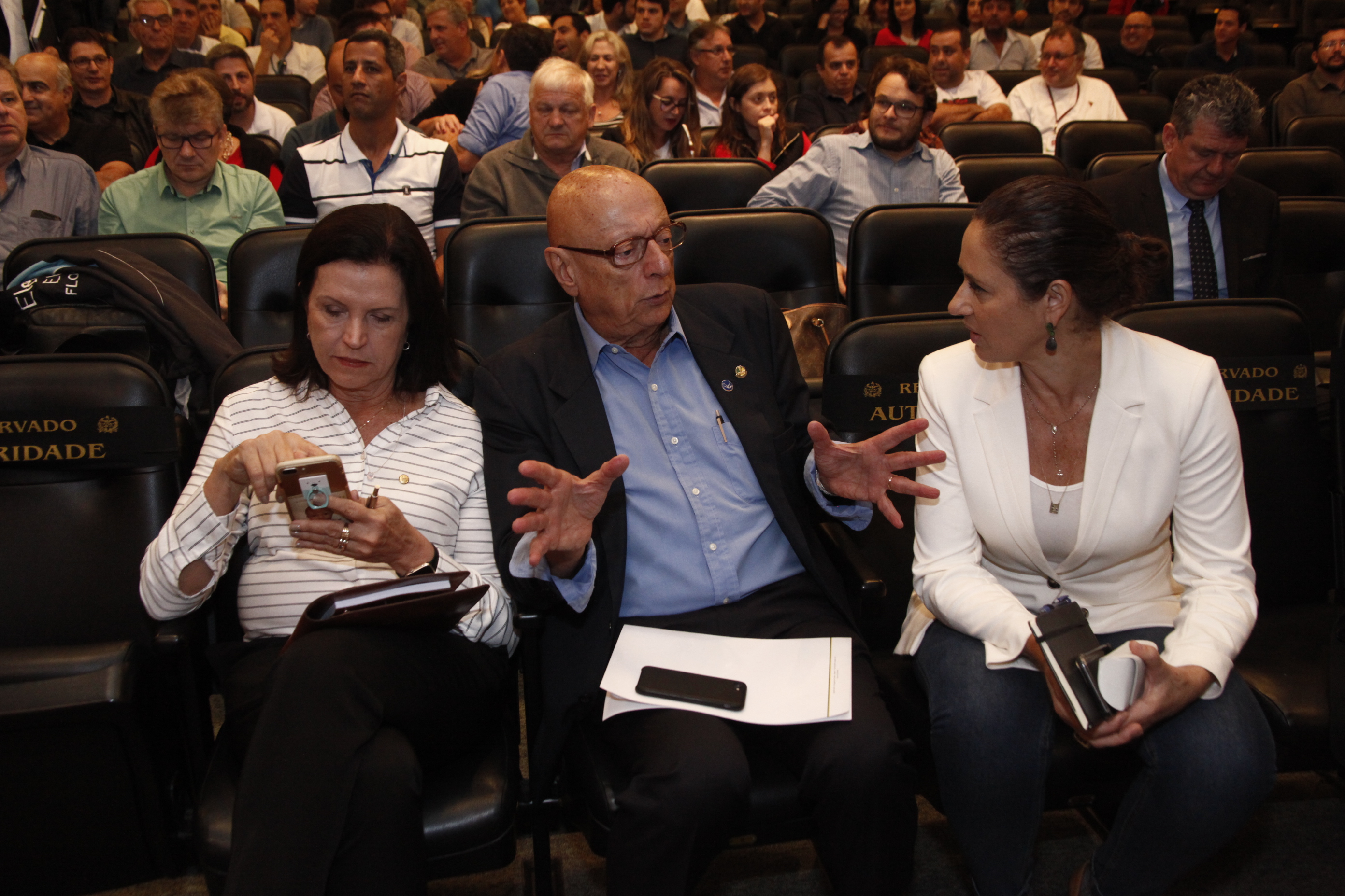 Audiência Pública para Discutir Fusão e Incorporação das Empresas ELETROSUL e CGTEE
