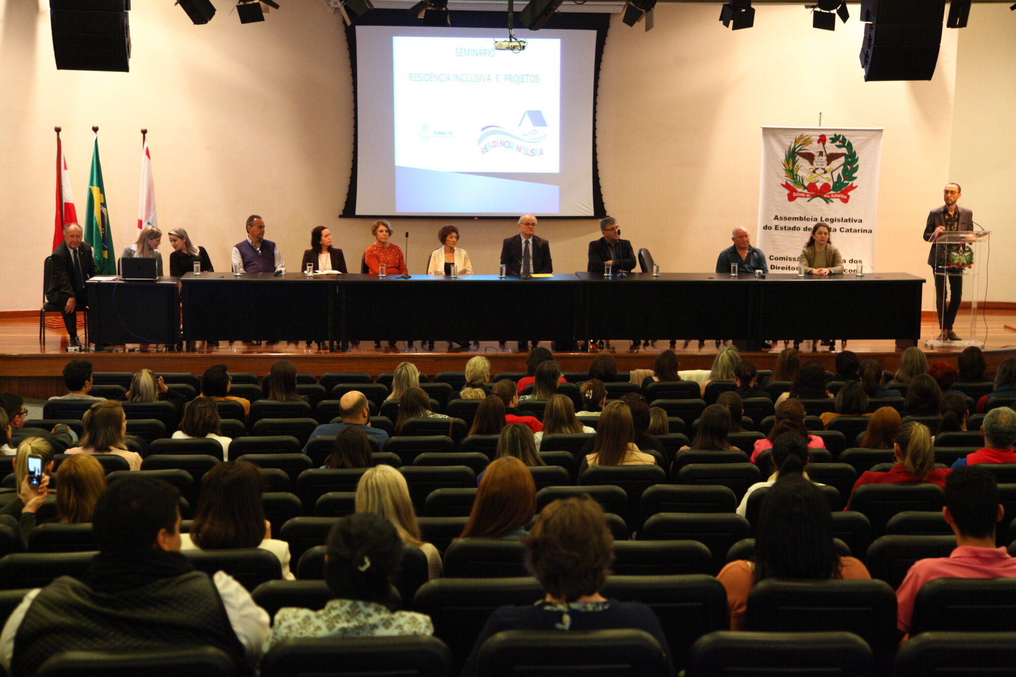 Seminário destaca aumento da expectativa de vida de pessoas com deficiência