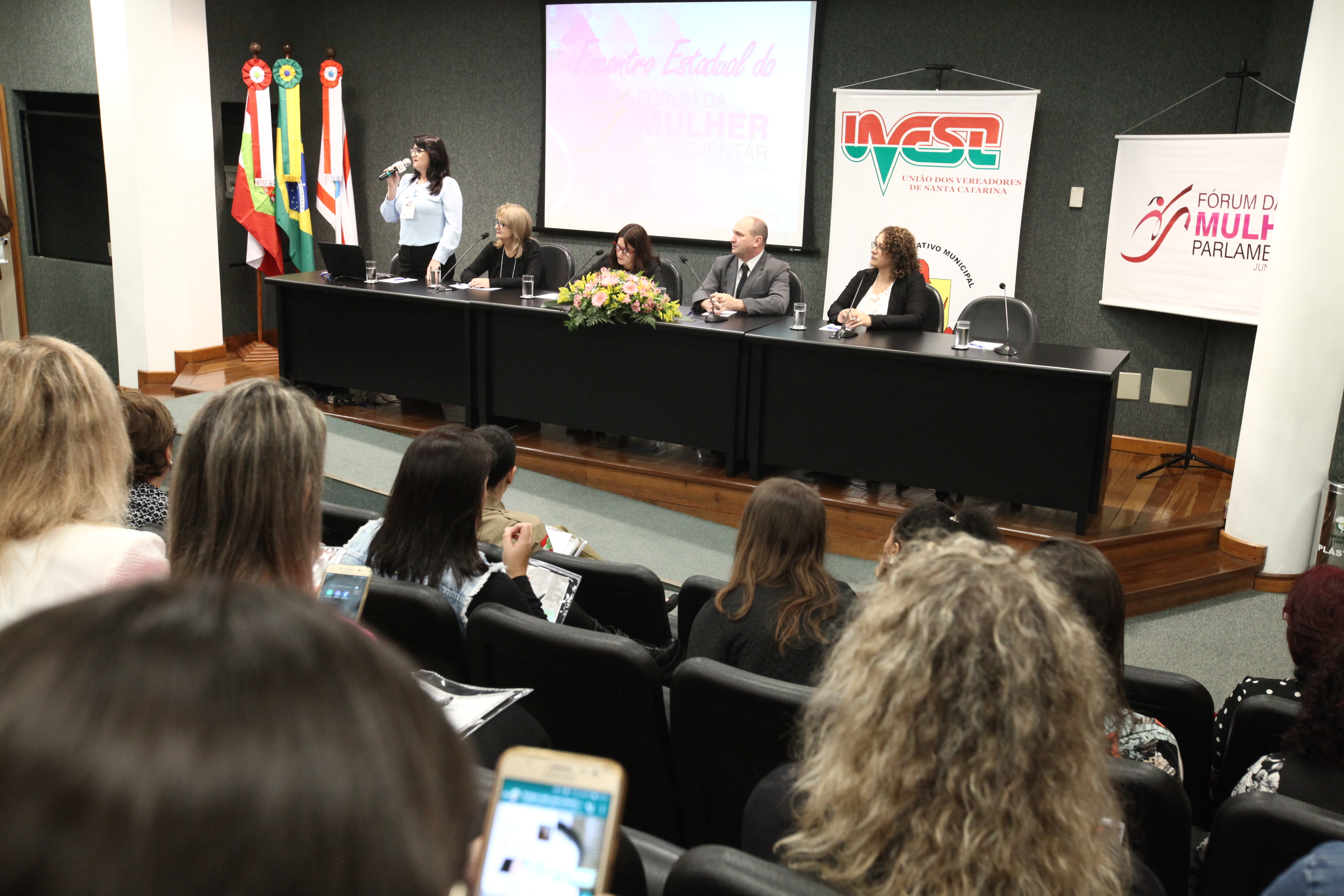 Encontro Estadual das Mulheres Parlamentares de Santa Catarina com ( UVESC )