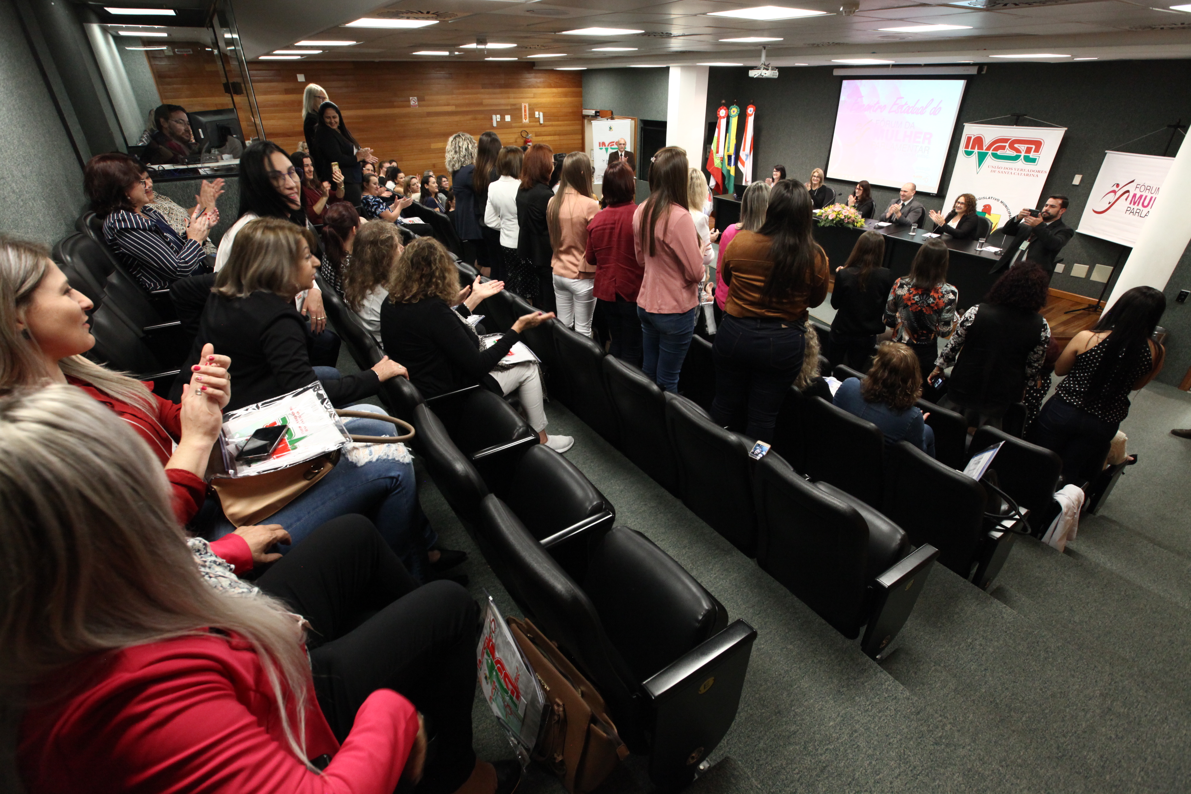 Encontro Estadual das Mulheres Parlamentares de Santa Catarina com ( UVESC )