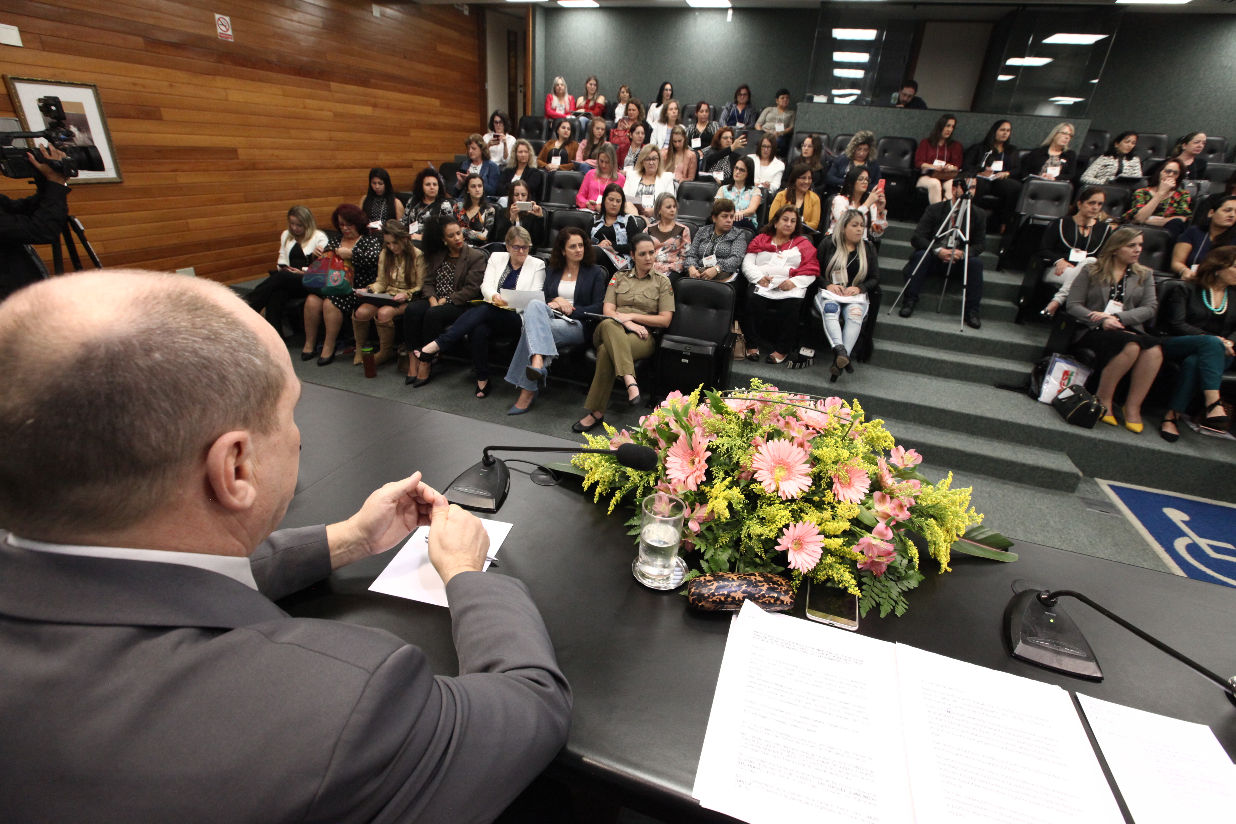 Encontro Estadual das Mulheres Parlamentares de Santa Catarina com ( UVESC )