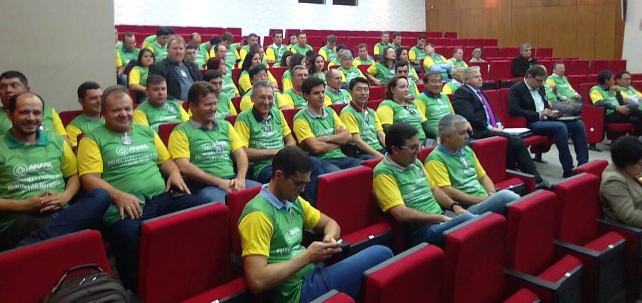 Berlanda participa de audiência em Brasília sobre importação de alho