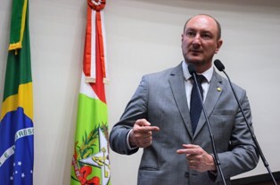 Mauro De Nadal faz apelo para viabilizar projeto de recolhimento de animais mortos nas propriedades