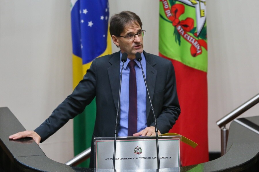 Saretta propõe implantação do programa Santa Catarina Digital