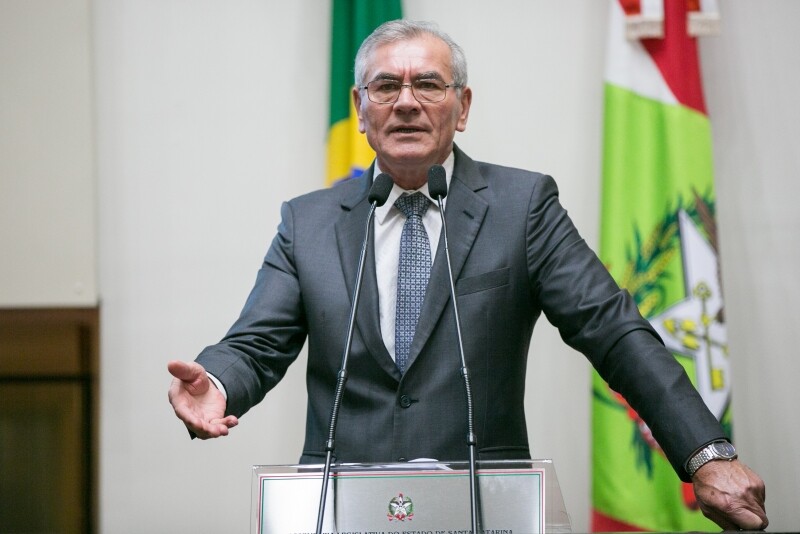 Infraestrutura: Deputado solicita início das obras de duplicação da SC-418