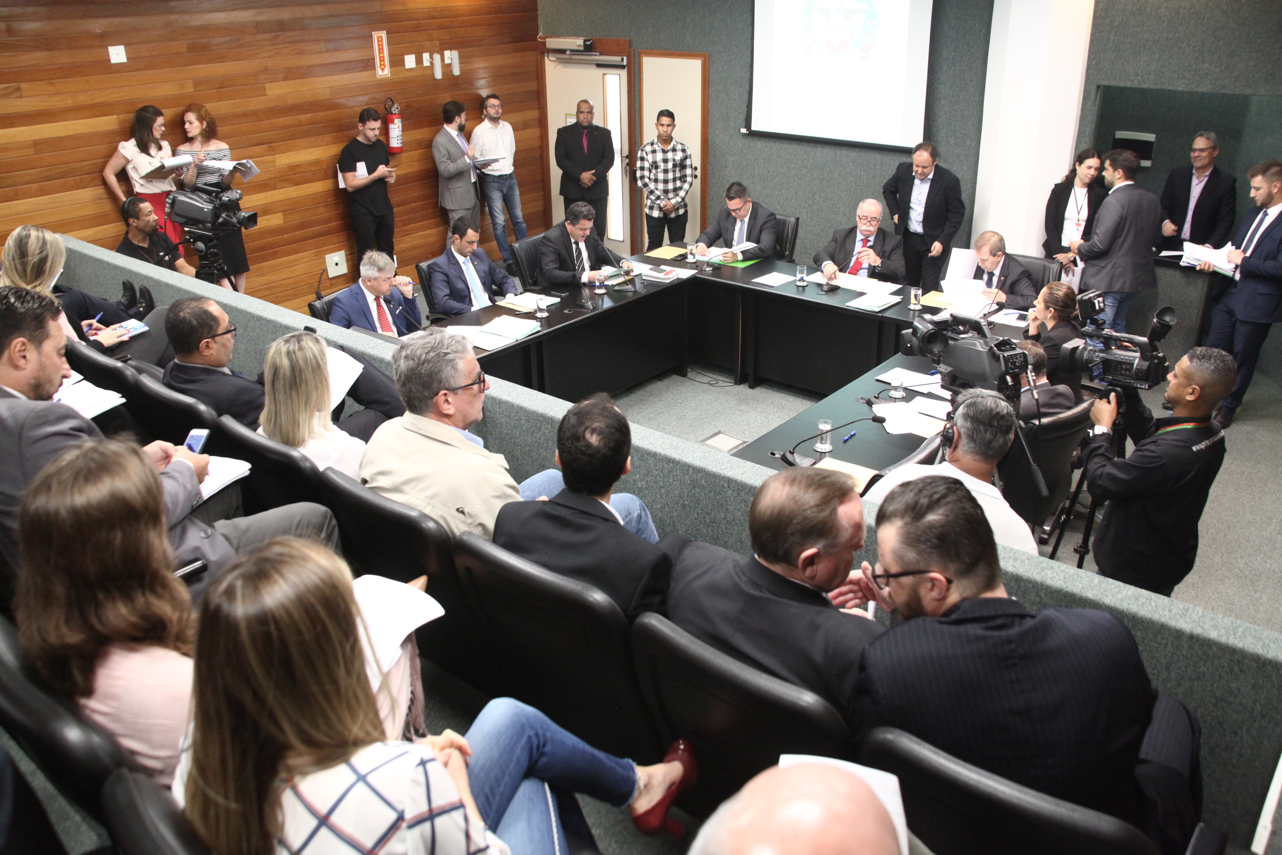 Comissão de Constituição e Justiça