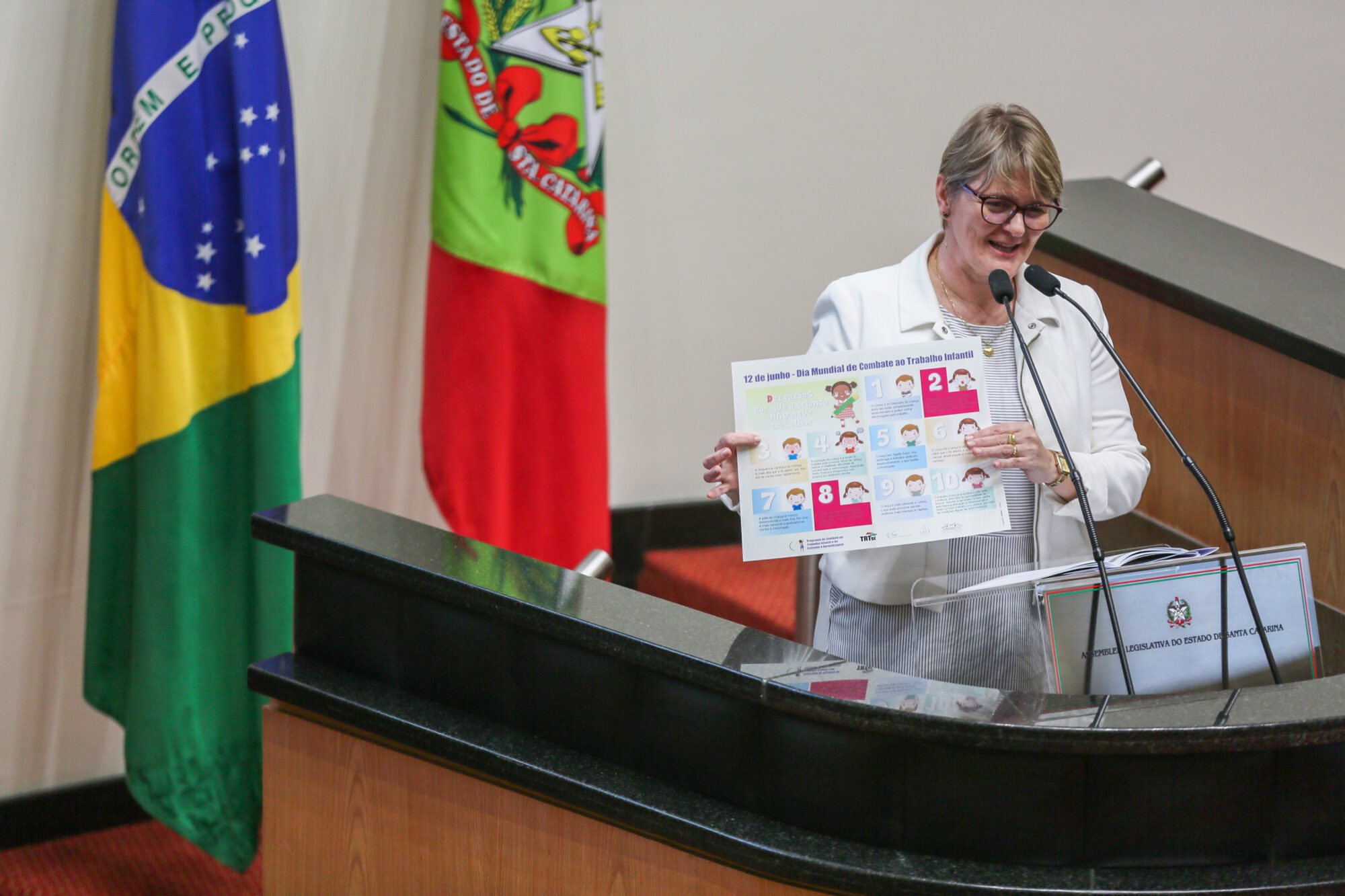 Deputada Luciane Carminatti