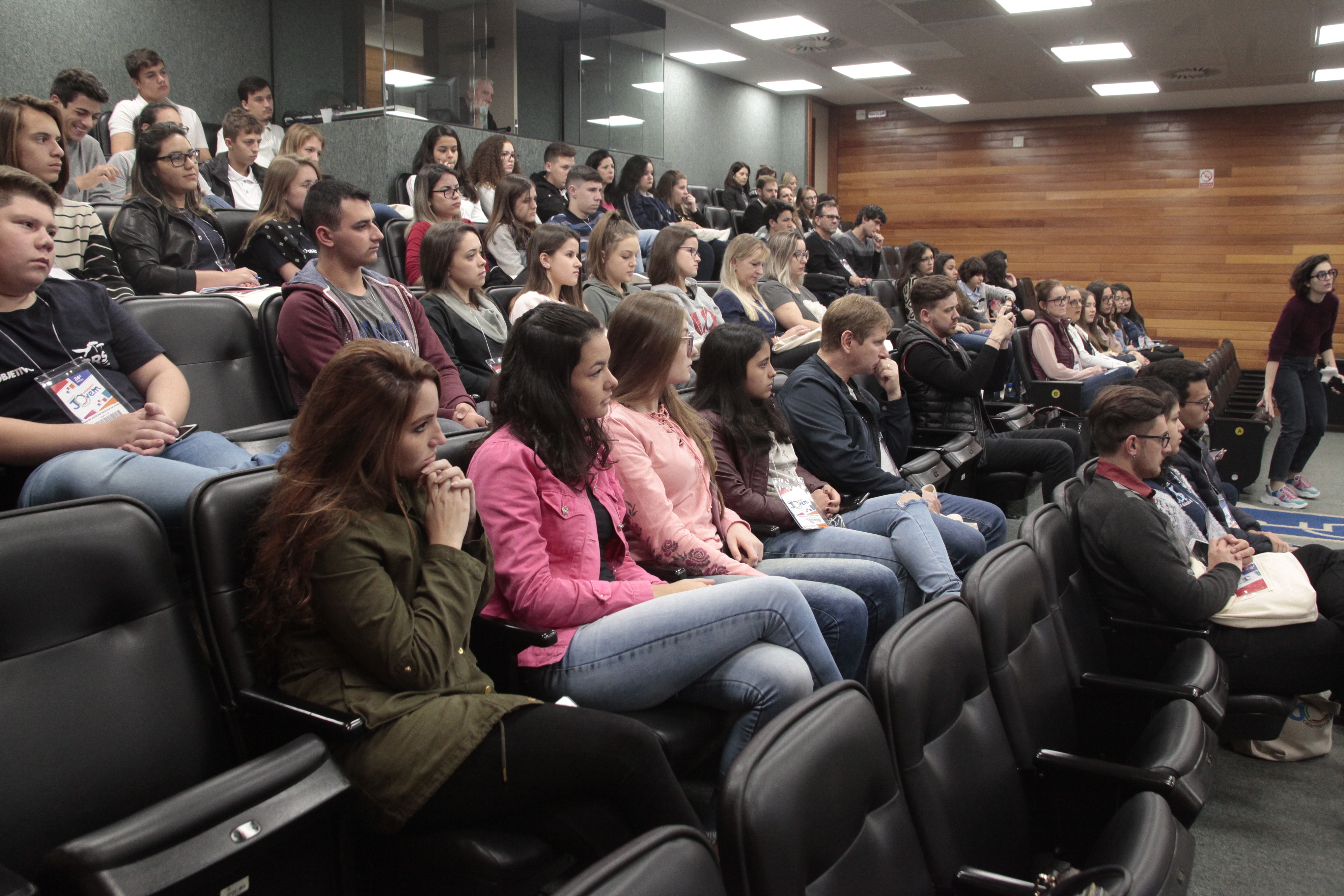 Parlamento Jovem Mesa Redonda Mulher na Política