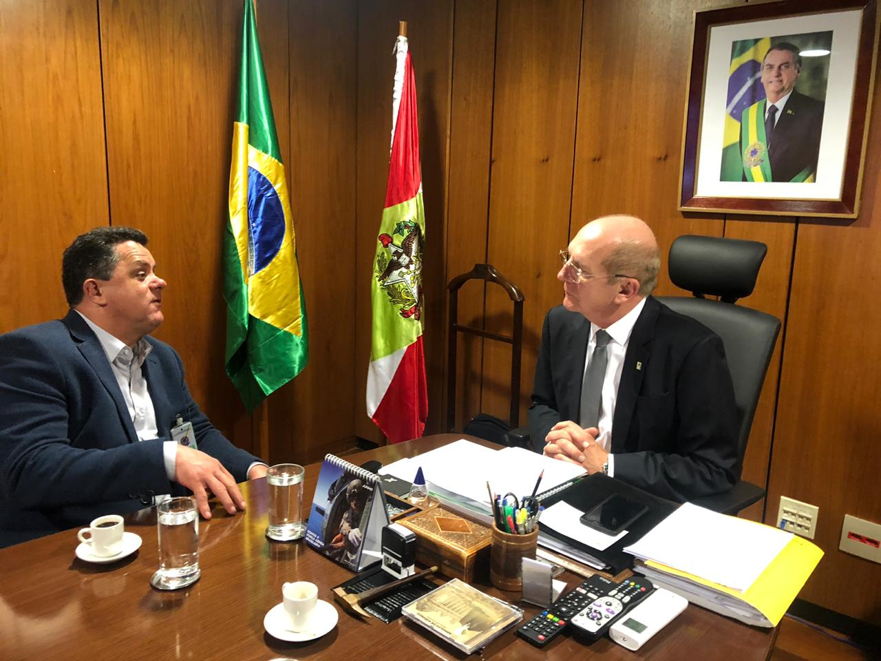 Ivan Naatz trata de pleitos catarinenses em Brasília