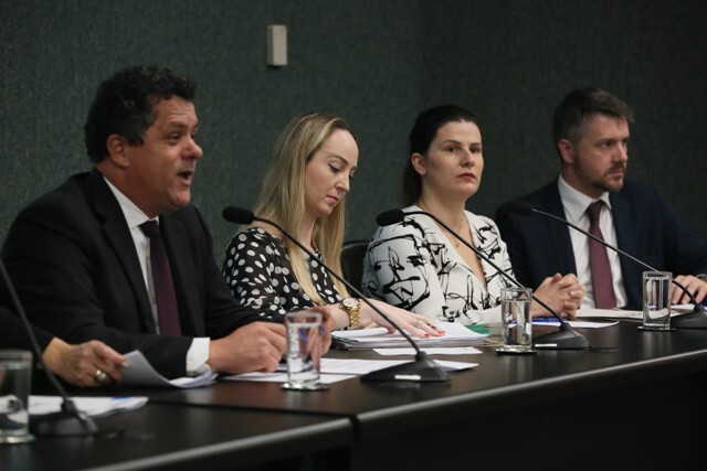 Ivan Naatz coordena ações para reverter licenças suspensas em áreas urbanas