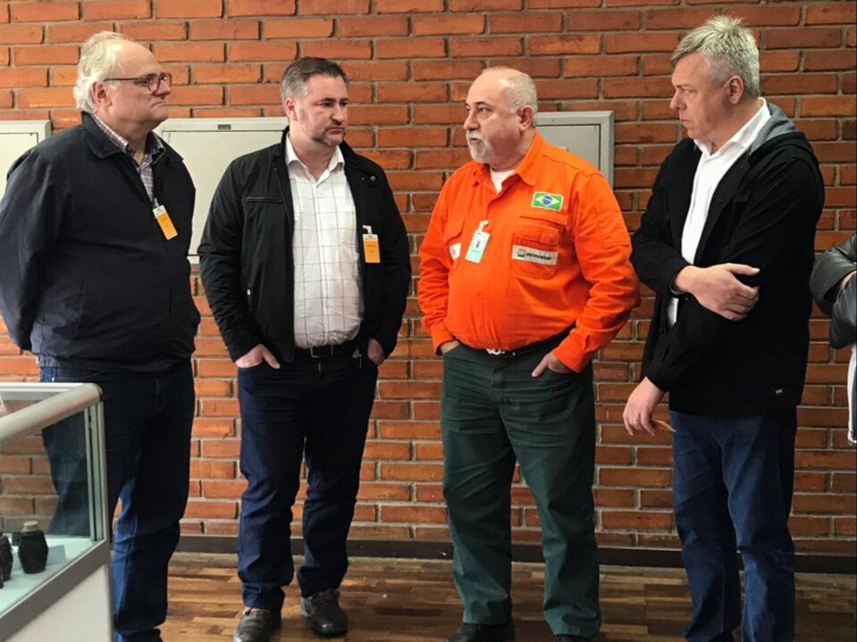 Preocupação ambiental: Dr.Vicente realiza visita técnica na Unidade Industrial do Xisto no PR