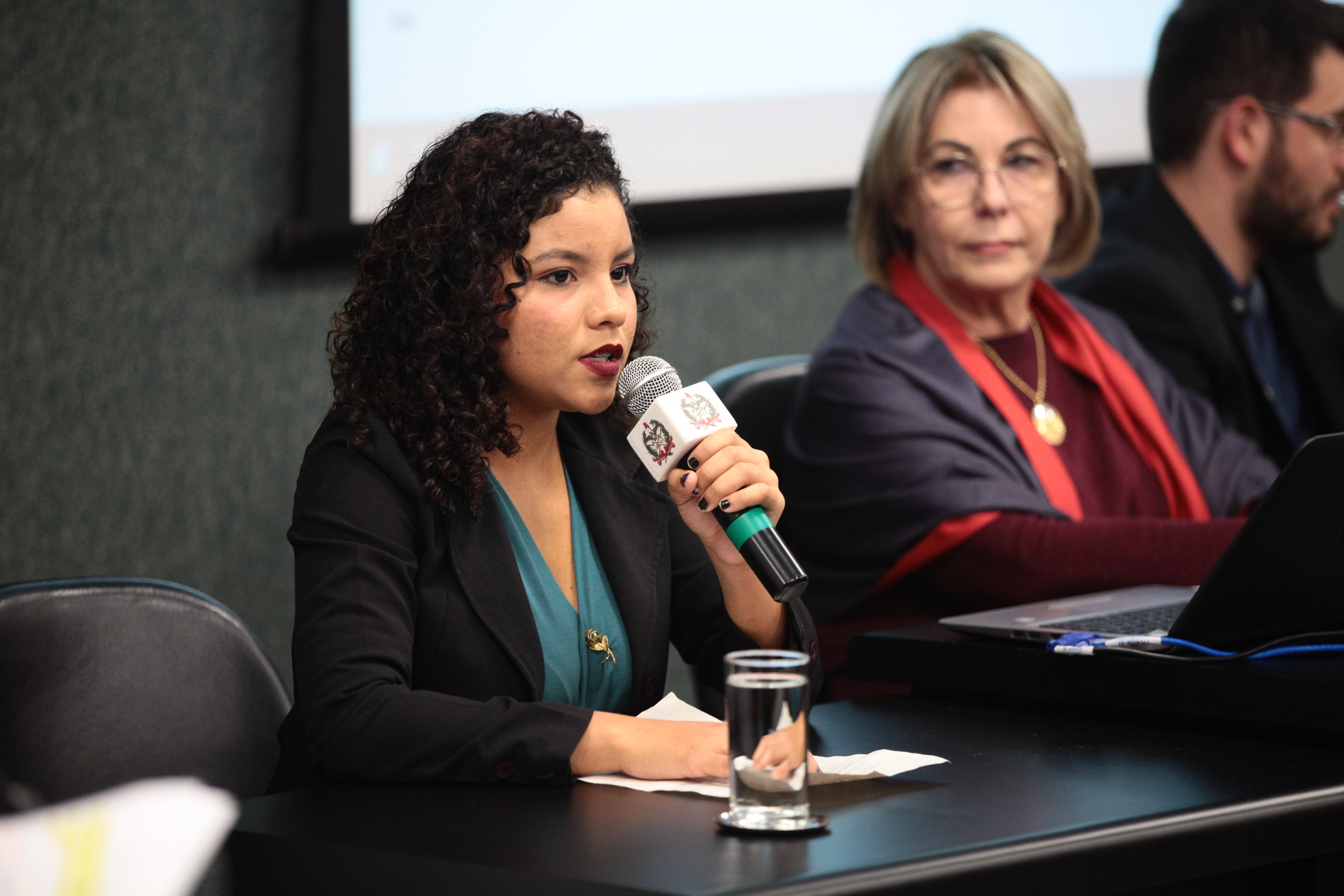 PAB - Novas Vagas de Ingresso - Marina dos Santos, representante dos estagiários.