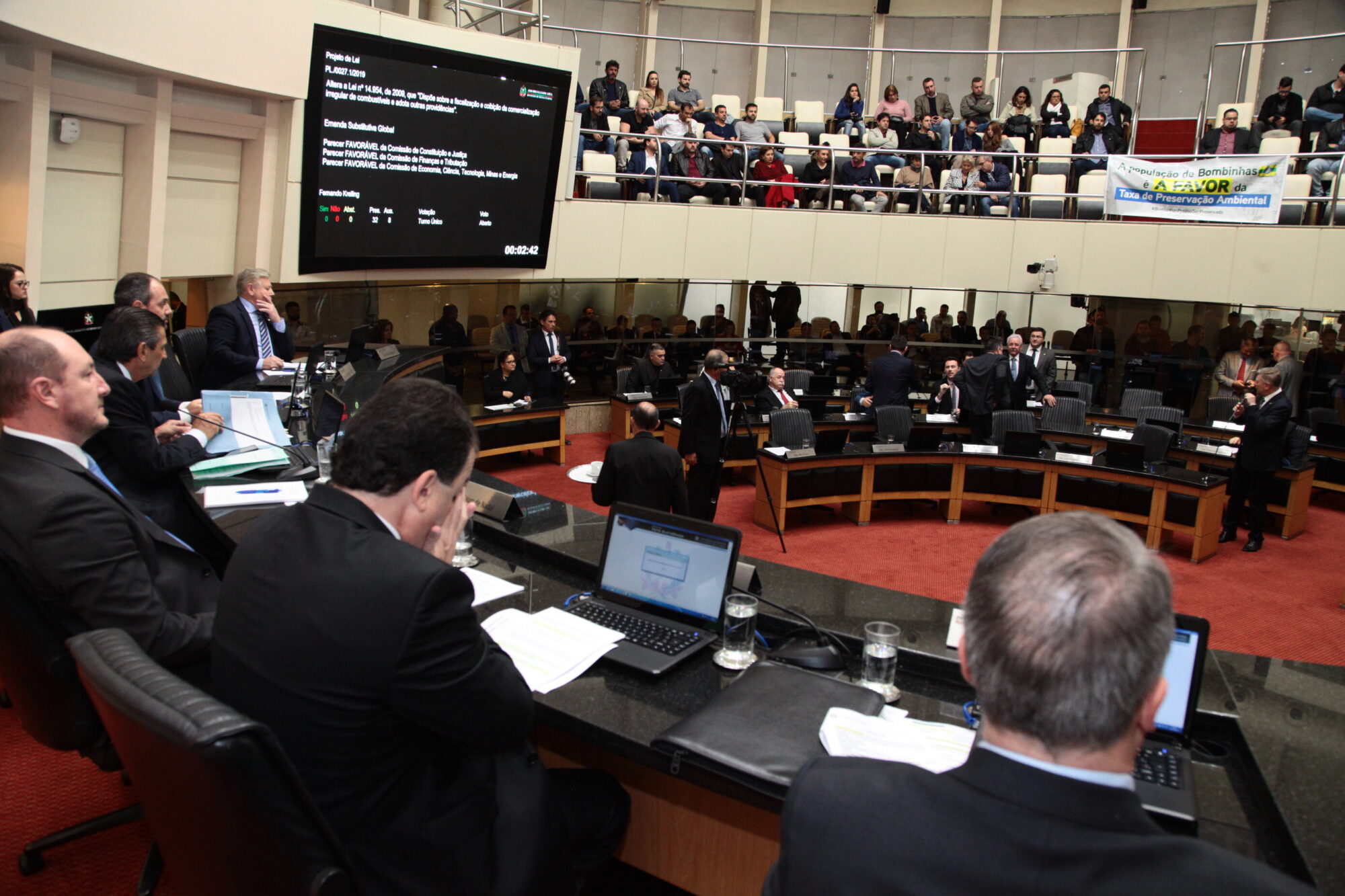 Plenário admite PEC que proíbe pedágios para entrar em cidades