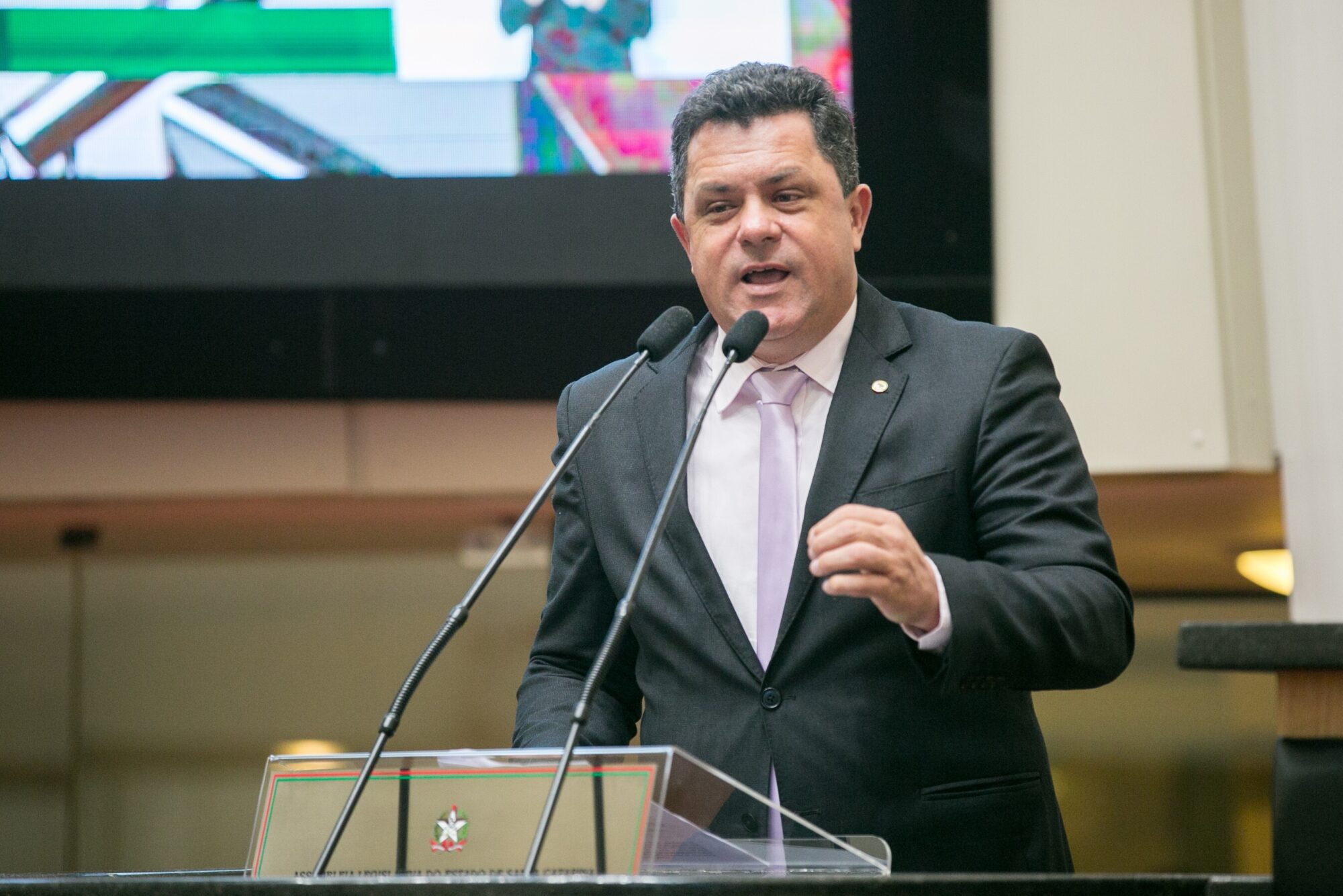 Naatz anuncia PL sobre licenciamentos ambientais em zonas urbanas