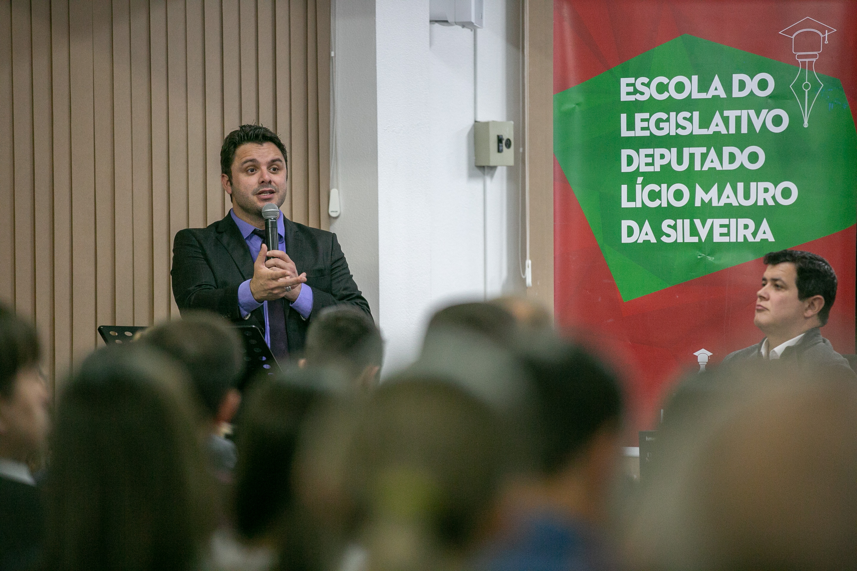 Psiquiatra Rodrigo Assunção, palestrante